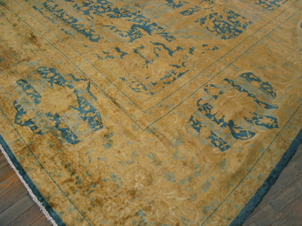 Early 20th Century Indian Lahore Carpet ( 14' x 23' - 427 x 702 ) In Good Condition For Sale In New York, NY