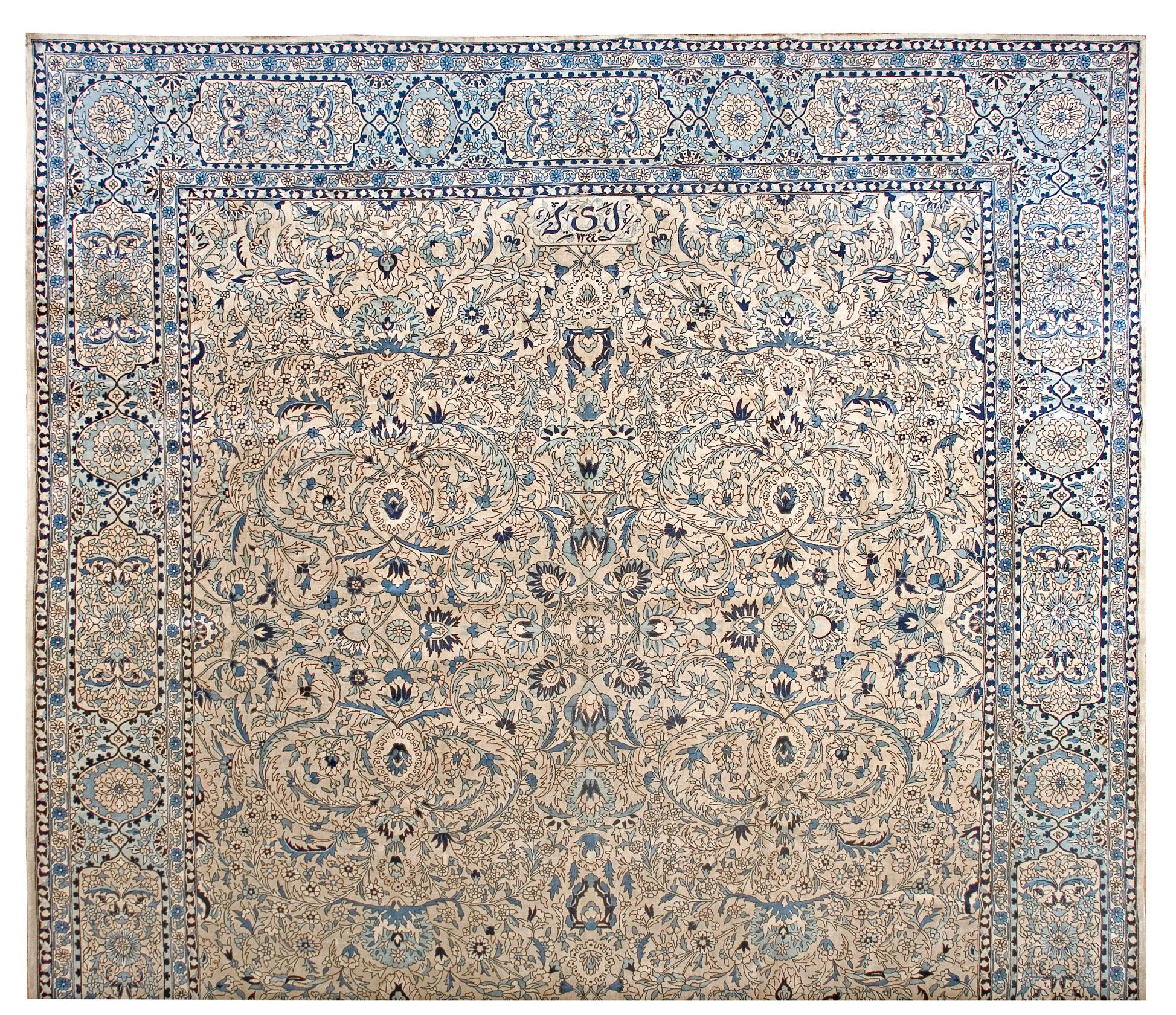 Agra Tappeto Lahore indiano dell'inizio del XX secolo ( 16' x 17' - 487 x 518 ) in vendita