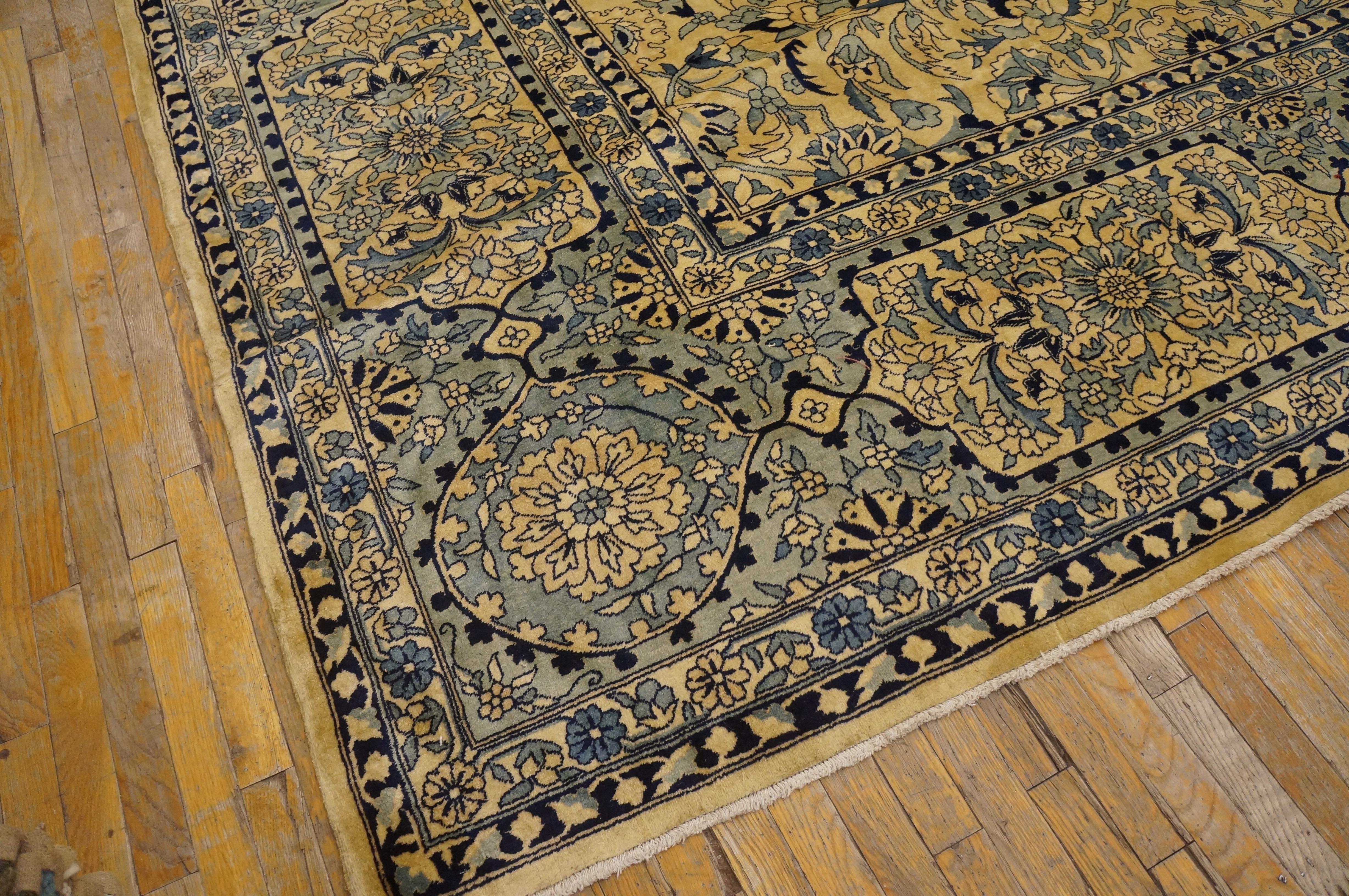 Early 20th Century N. Indian Lahore Carpet ( 16' x 17' - 487 x 518 ) For Sale 4