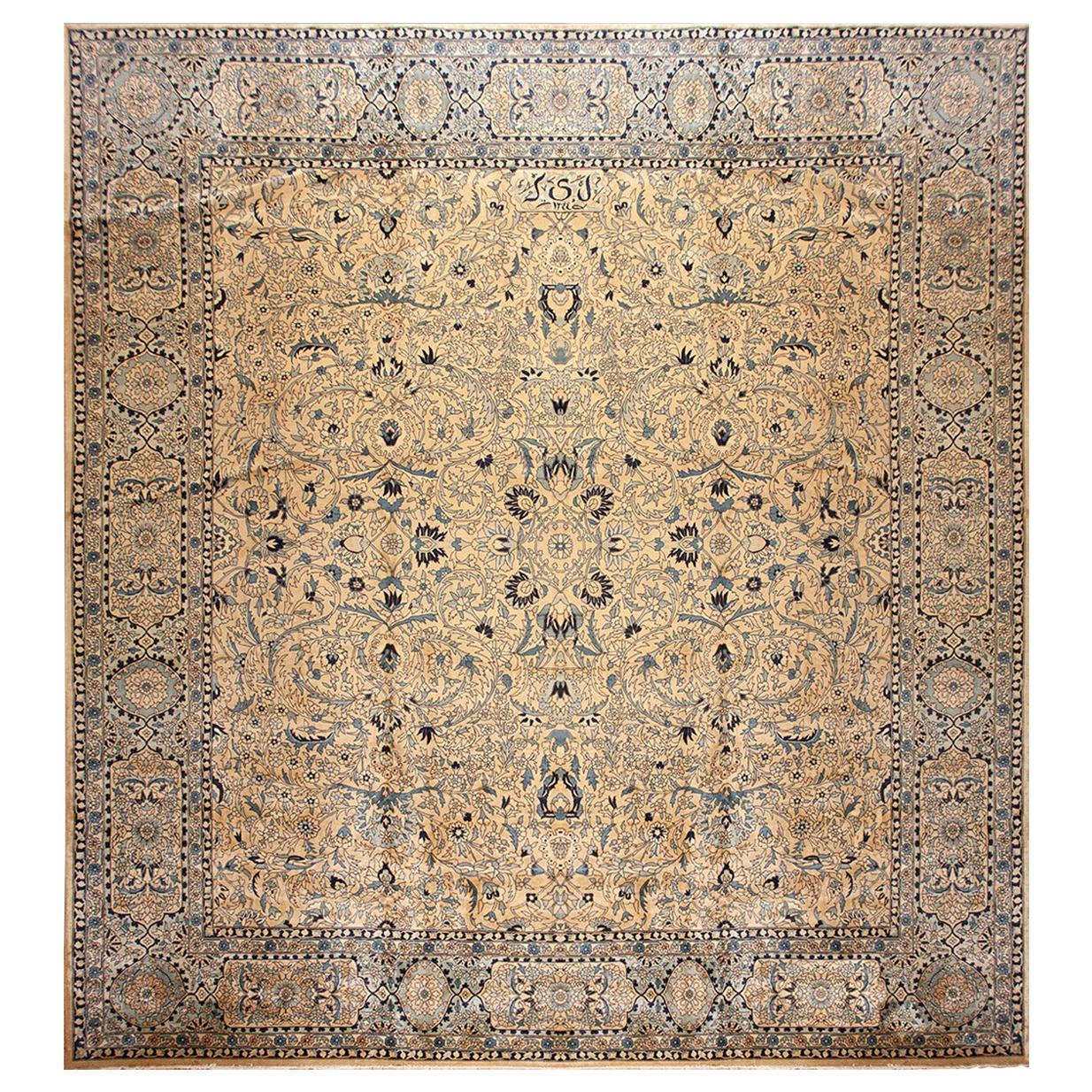 Early 20th Century N. Indian Lahore Carpet ( 16' x 17' - 487 x 518 ) For Sale