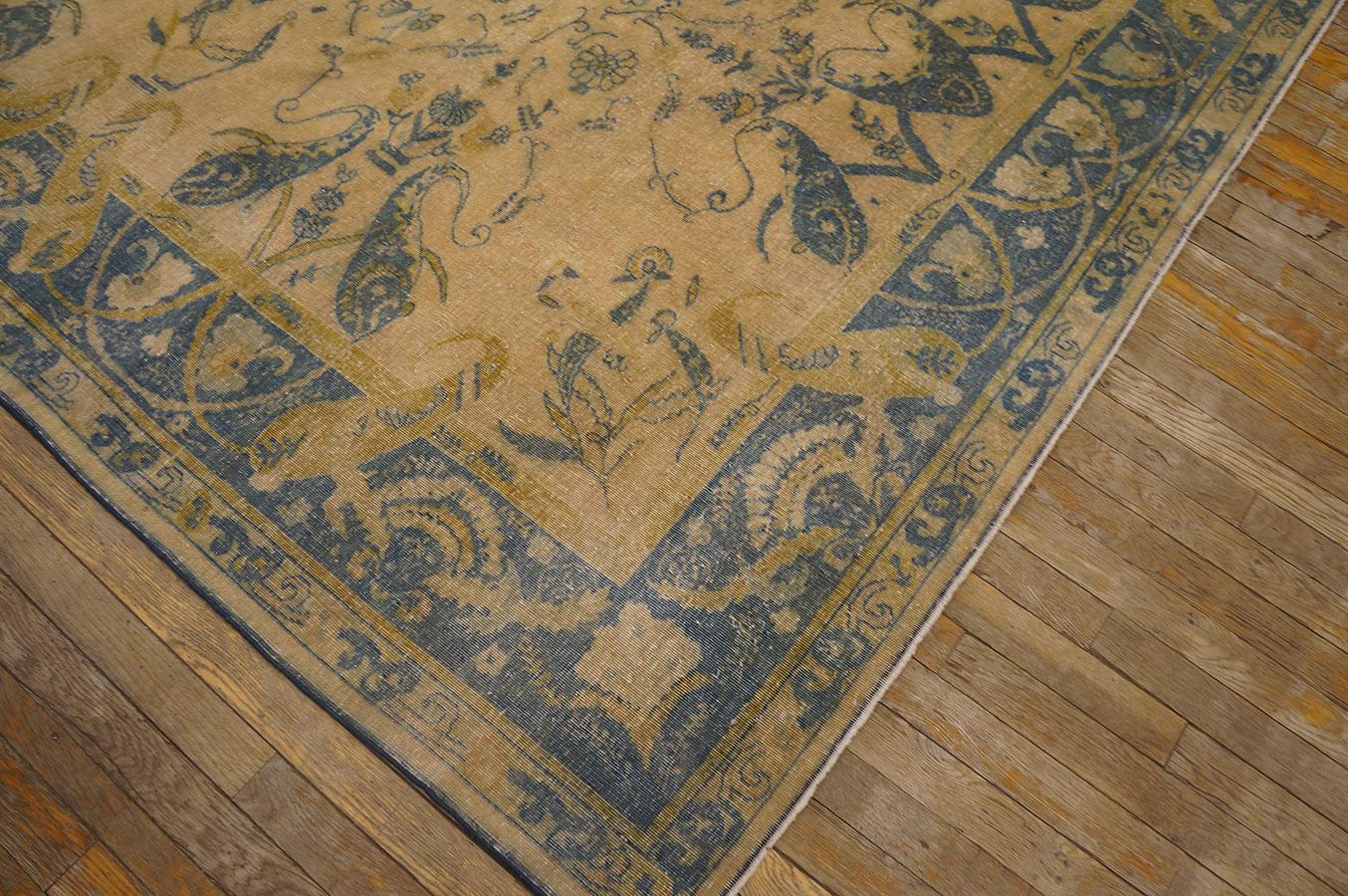 Antique Indian Rug 7' 2'' x 9' 9'' For Sale 4
