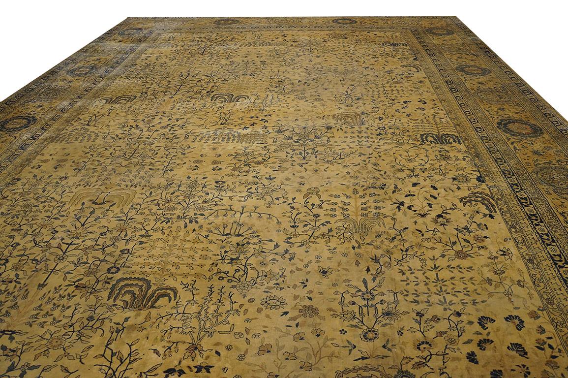 Agra Early 20th Century Indian Lahore Carpet ( 12'6