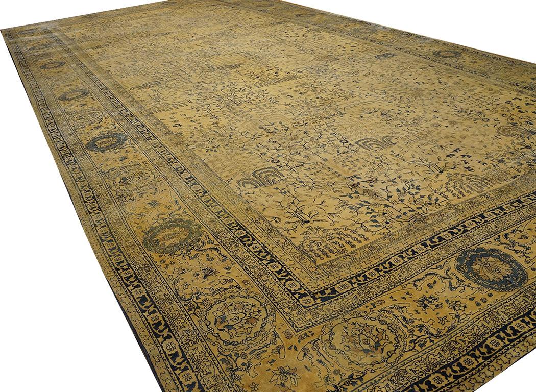 Hand-Knotted Early 20th Century Indian Lahore Carpet ( 12'6