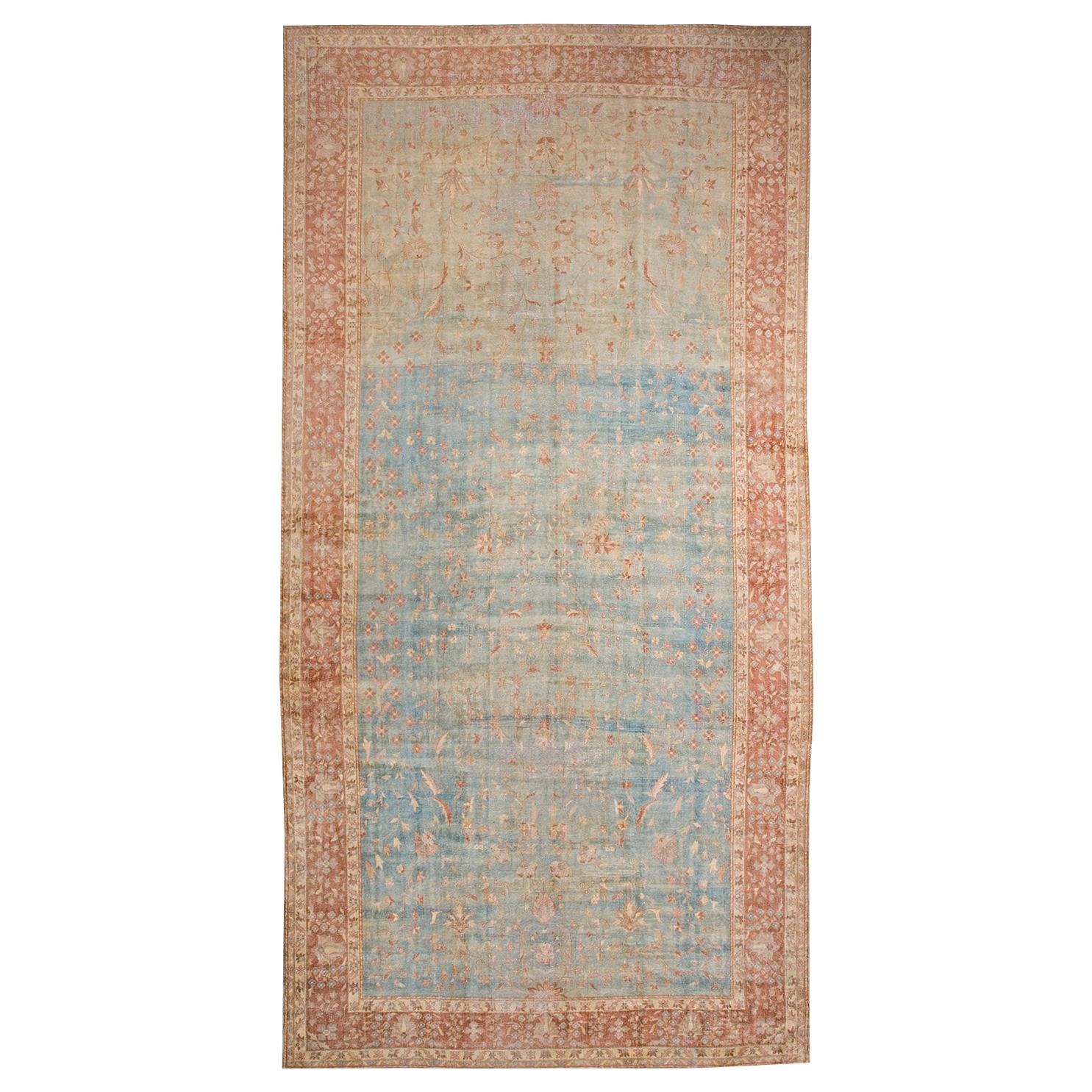 Early 20th Century N. Indian Lahore Carpet ( 10' x 19'4" - 305 x 590 )