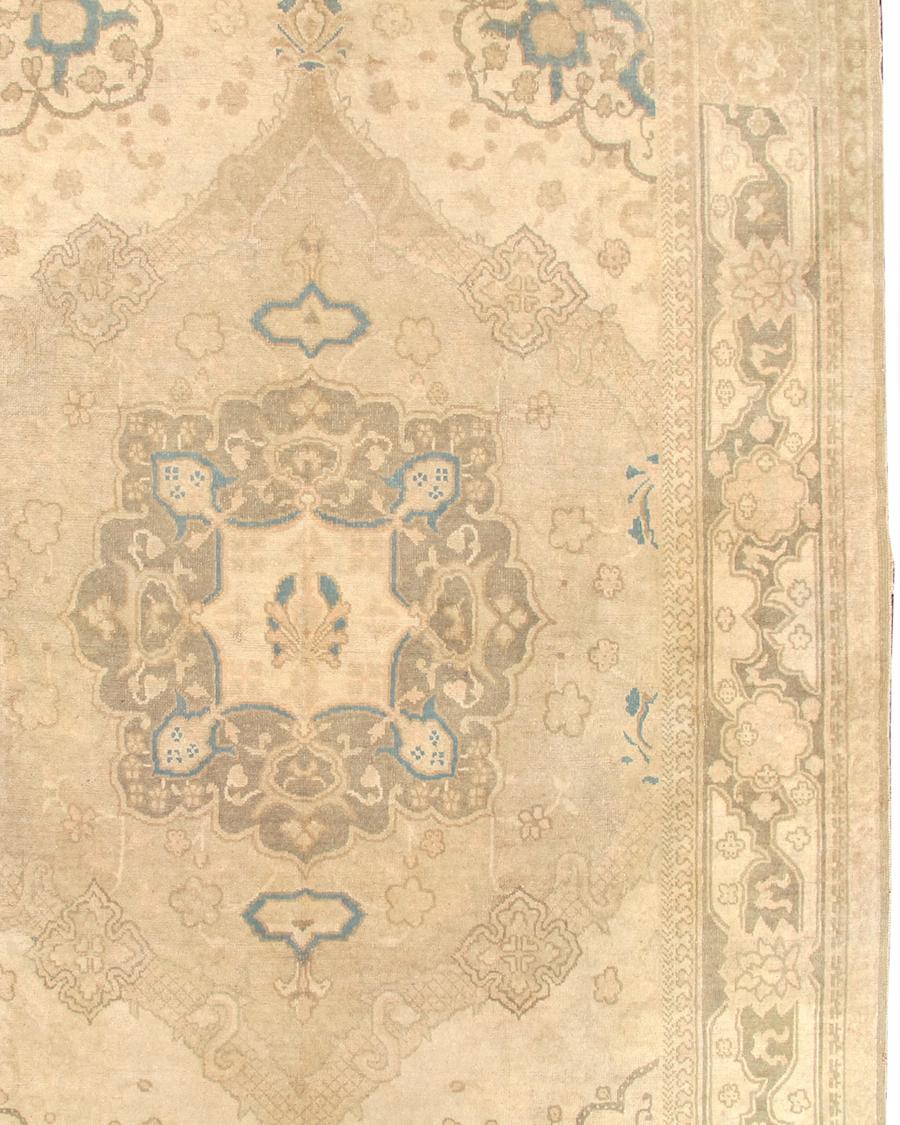Antiker indischer Teppich, spätes 19. Jahrhundert (Indisch) im Angebot