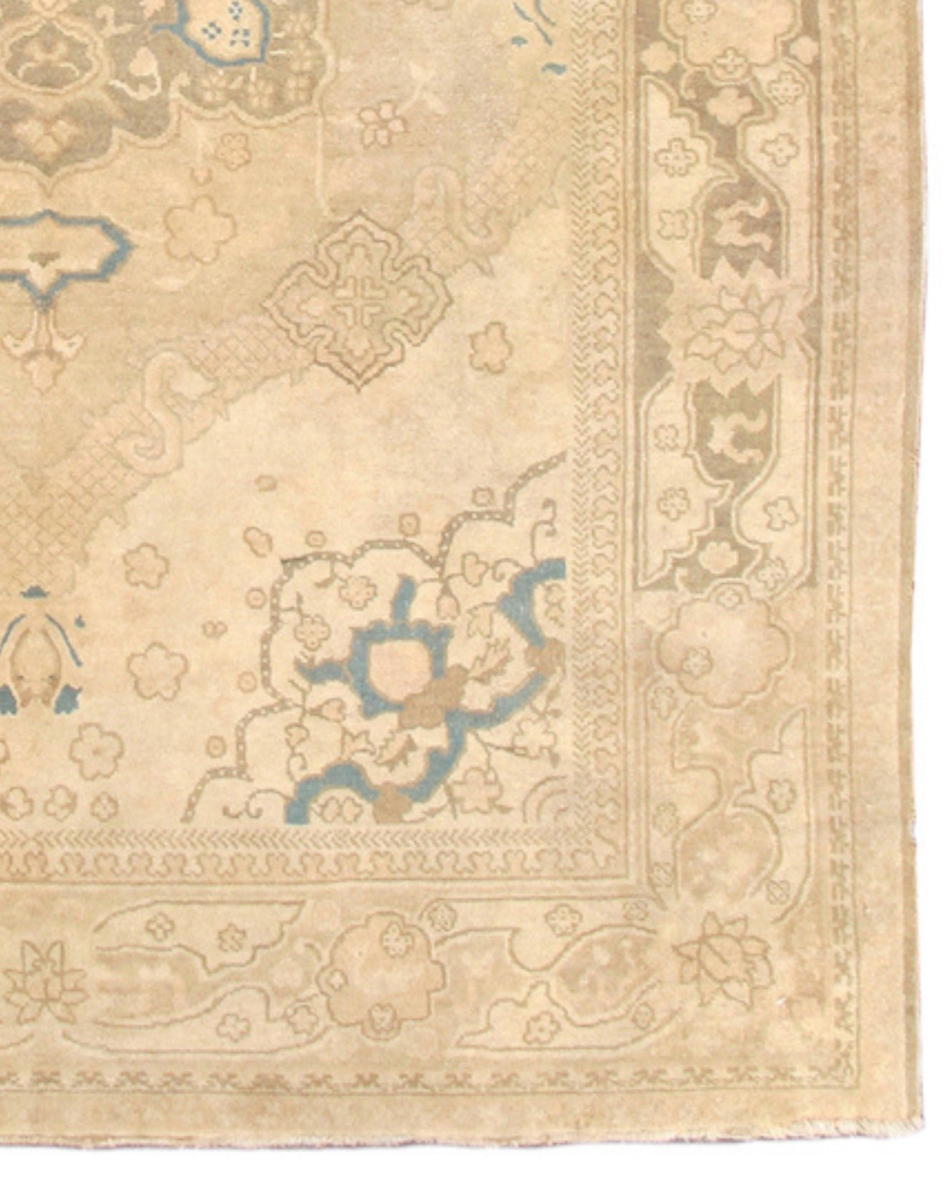 Antiker indischer Teppich, spätes 19. Jahrhundert im Angebot 2