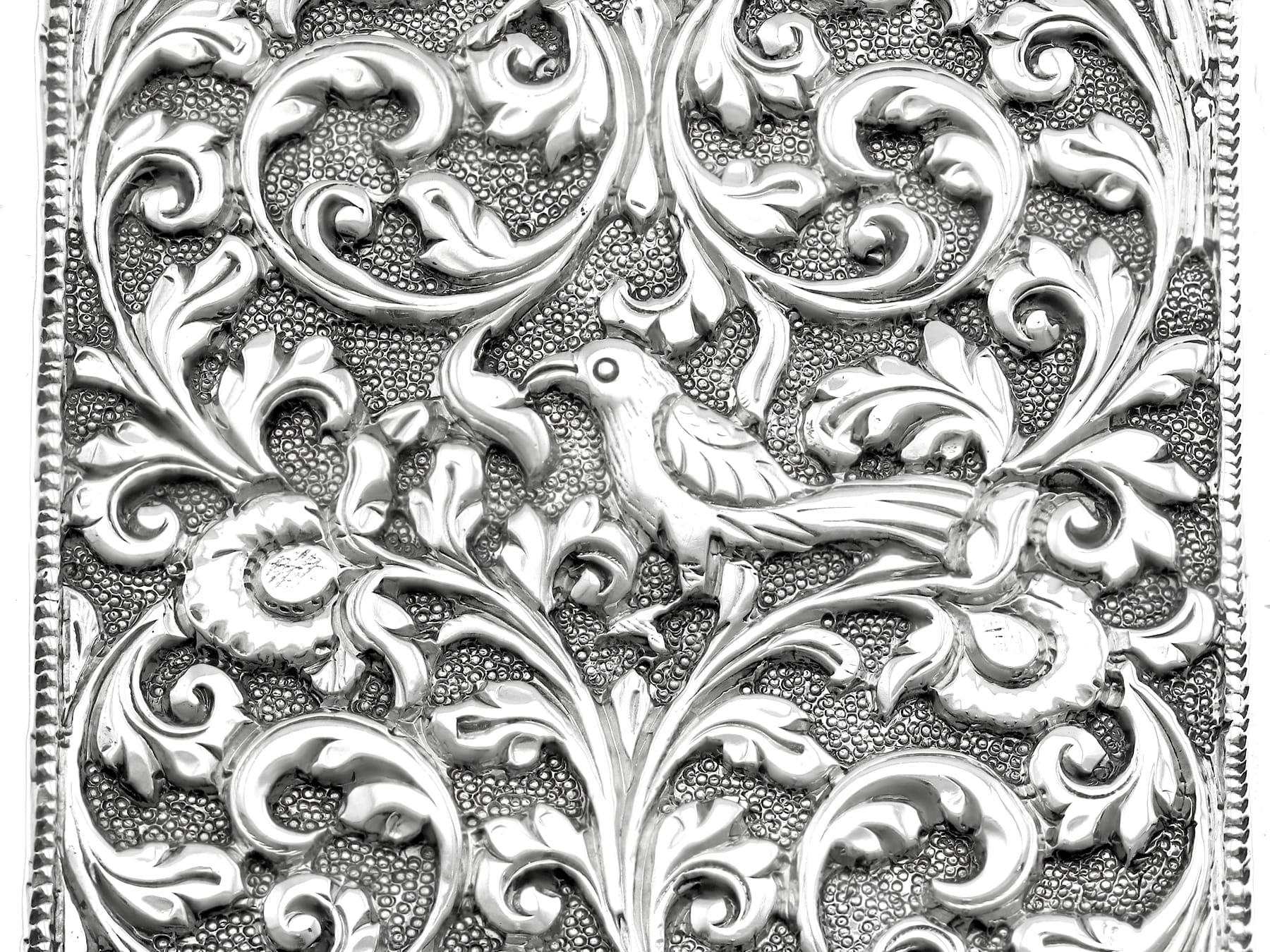 Antico flacone di colonia indiano d'argento Circa 1890 in vendita 1