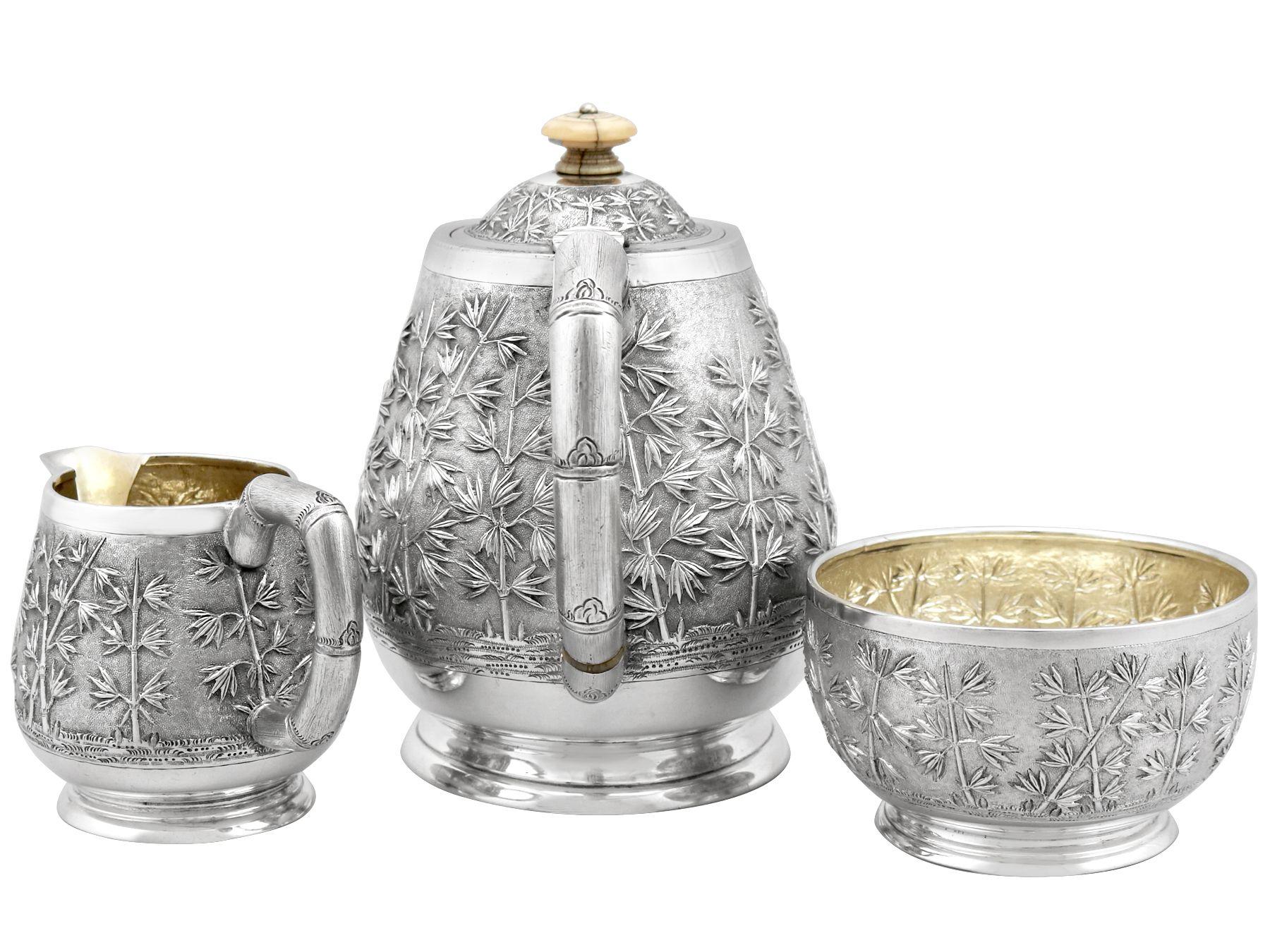 Antique Indian Silver Three Piece Tea Service In Excellent Condition For Sale In Jesmond, Newcastle Upon Tyne