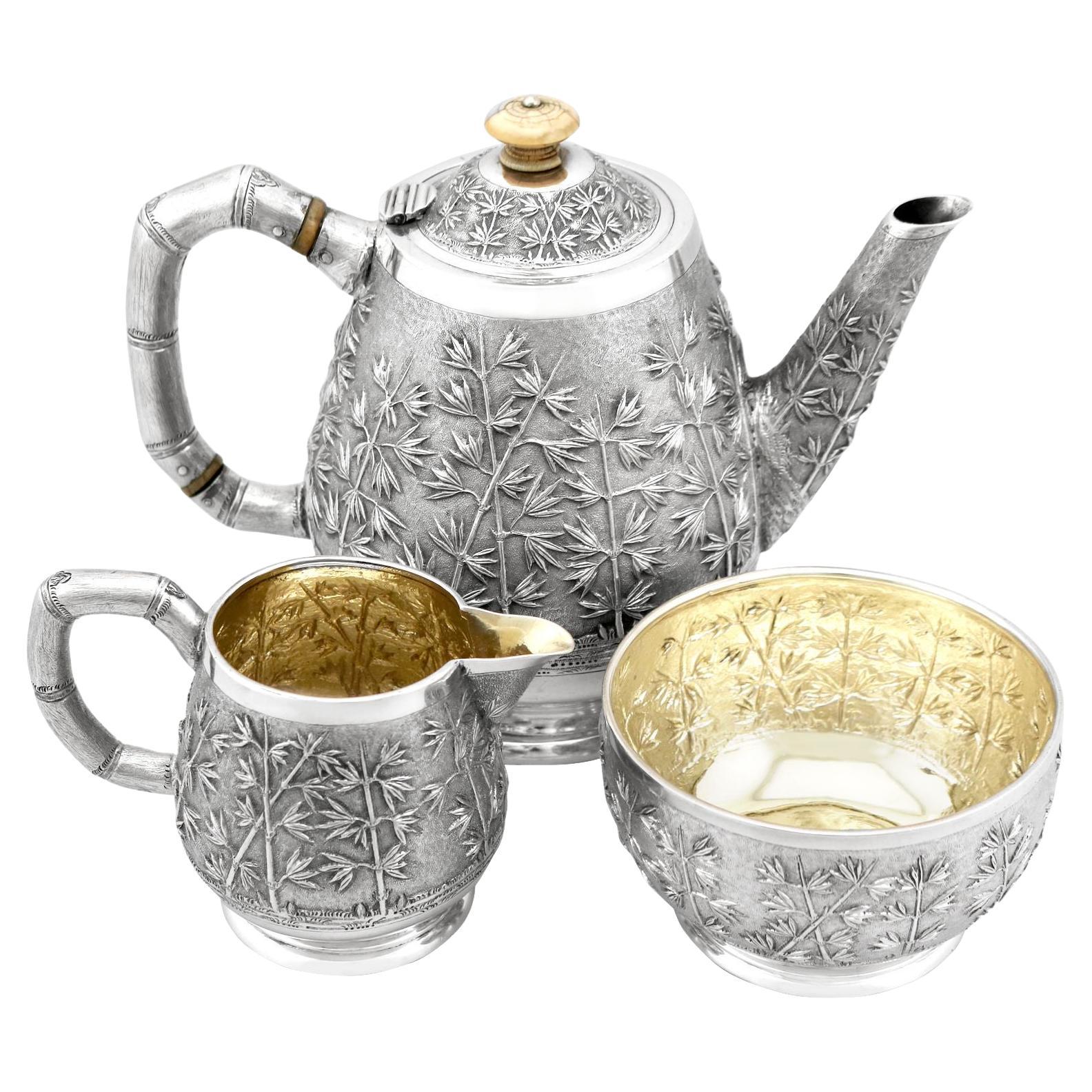 Antiguo servicio de té de tres piezas de plata de la India