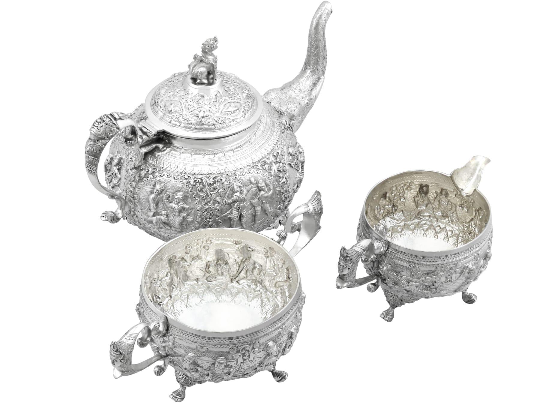  Antique Indian Silver Three Piece Tea Service In Excellent Condition For Sale In Jesmond, Newcastle Upon Tyne
