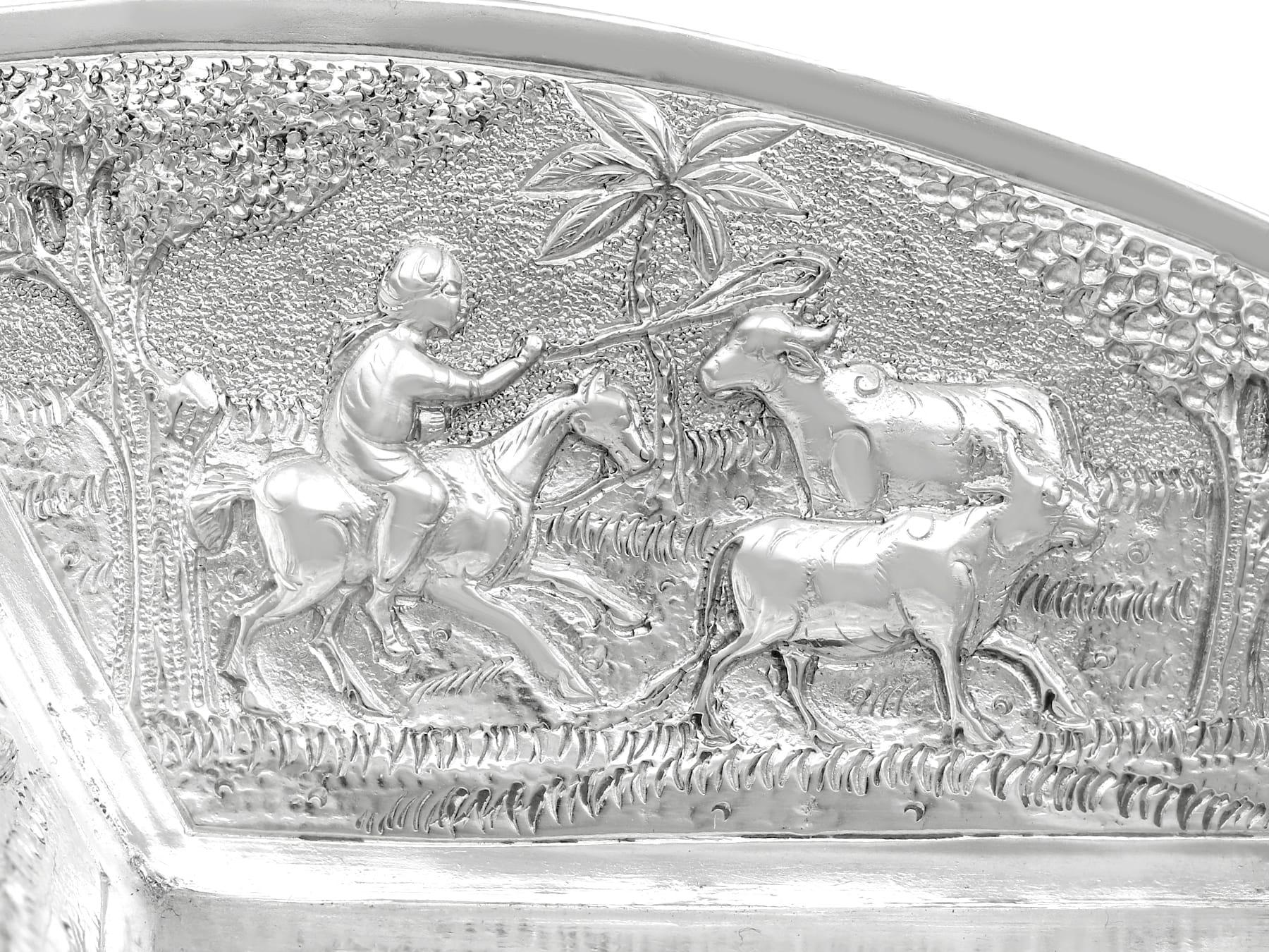 Antique Indian Silver Wheelbarrow Bon Bon Dishes Circa 1900 For Sale 7