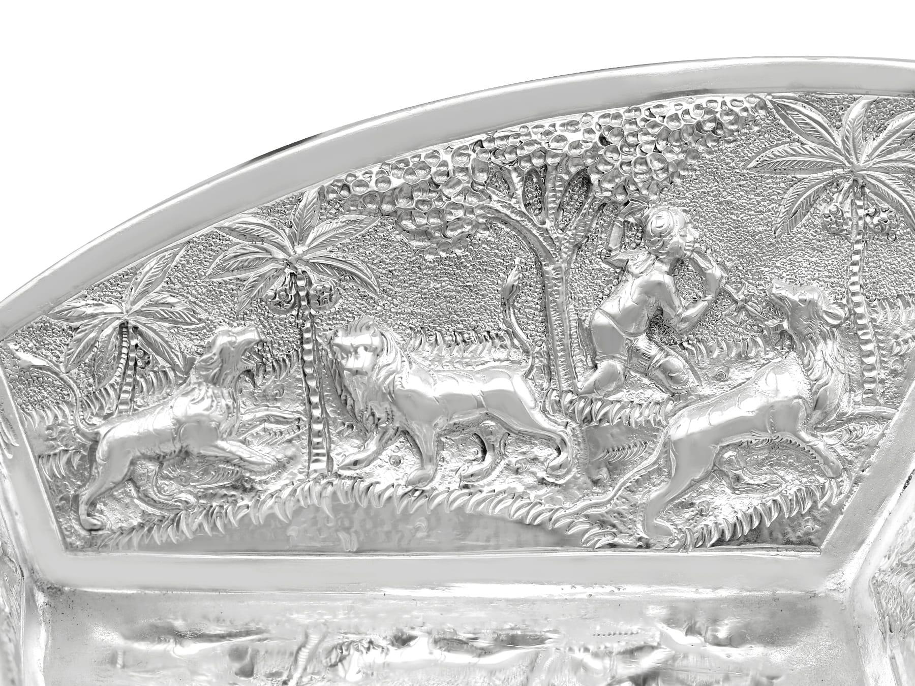 Antique Indian Silver Wheelbarrow Bon Bon Dishes Circa 1900 For Sale 6