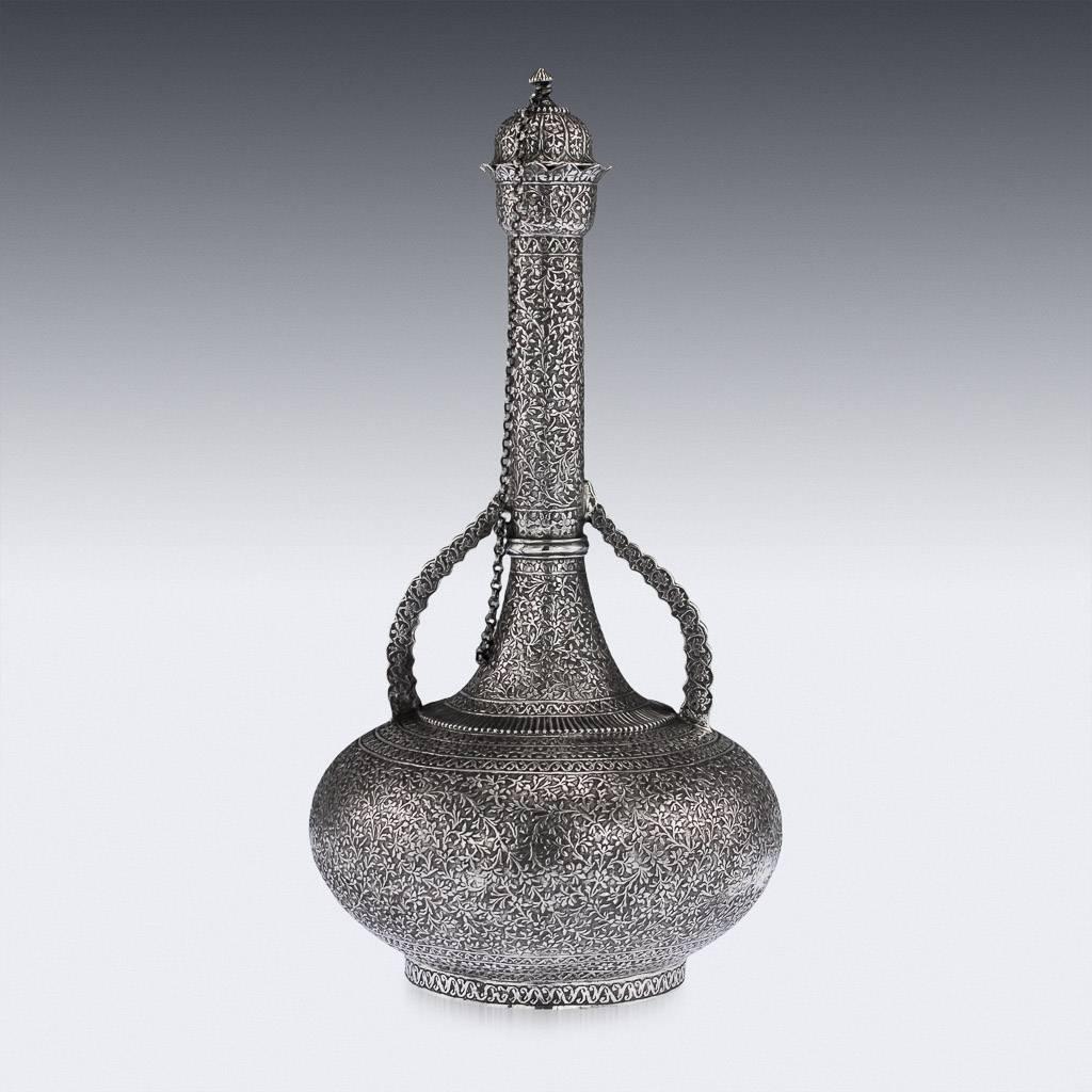 Antique Indian Solid Silver Coriander Pattern Water Bottle, Kashmir, circa 1880 In Excellent Condition In Royal Tunbridge Wells, Kent