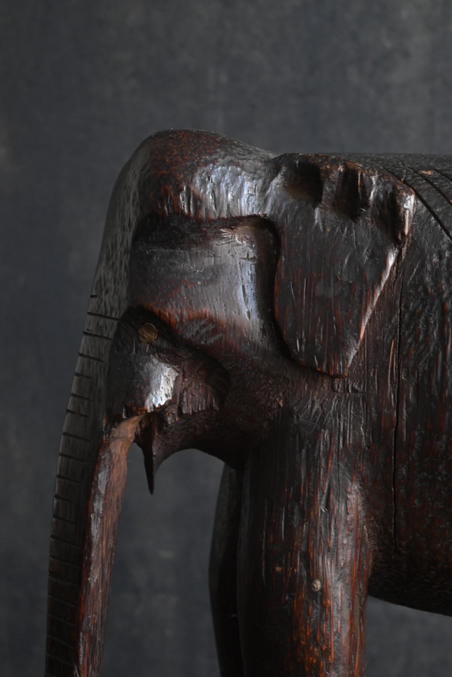 Hand-Carved Antique Indian wooden elephant figurine/carved animal/circa 1920 For Sale