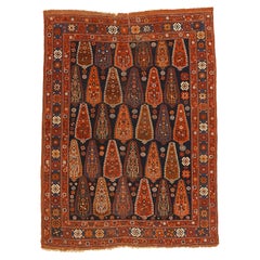 Antique afshar bleu indigo avec motif d'arbre en spirale polychrome