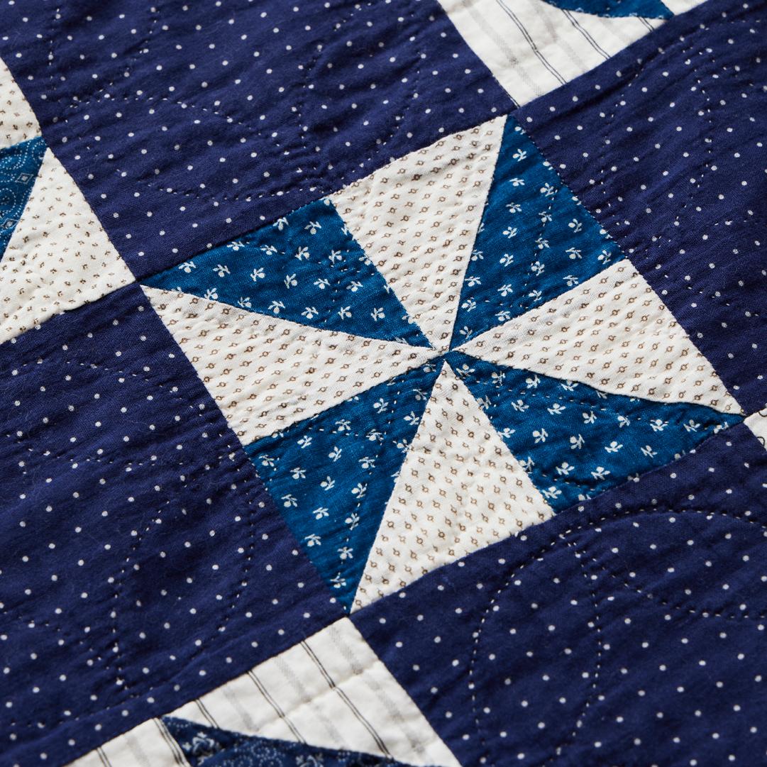 Tissu Courtepointe ancienne indigo pour canards et canards, vers 1910 en vente