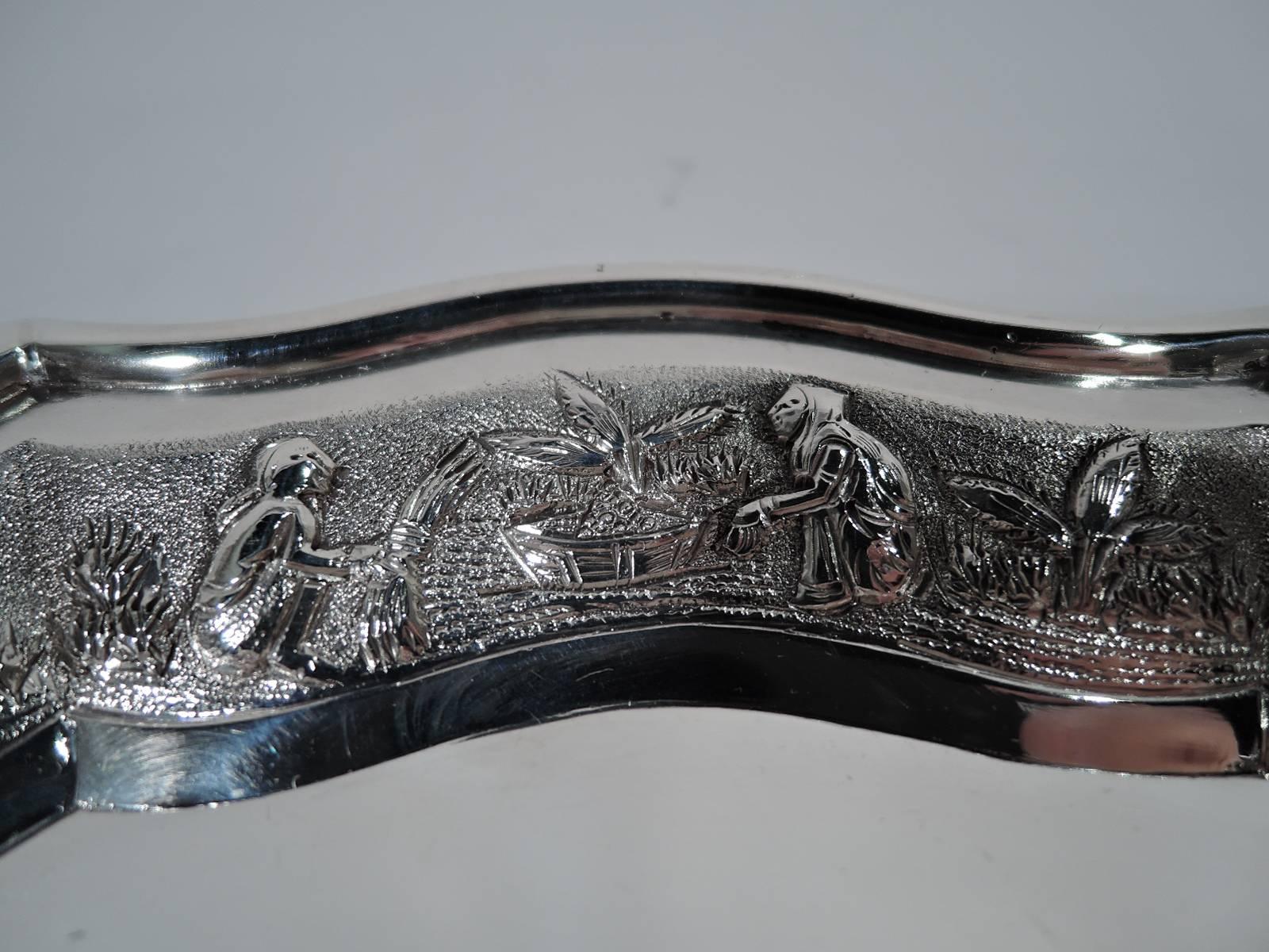 Antique Indo-Chinese Silver Tray with Exotic Ornament In Excellent Condition In New York, NY