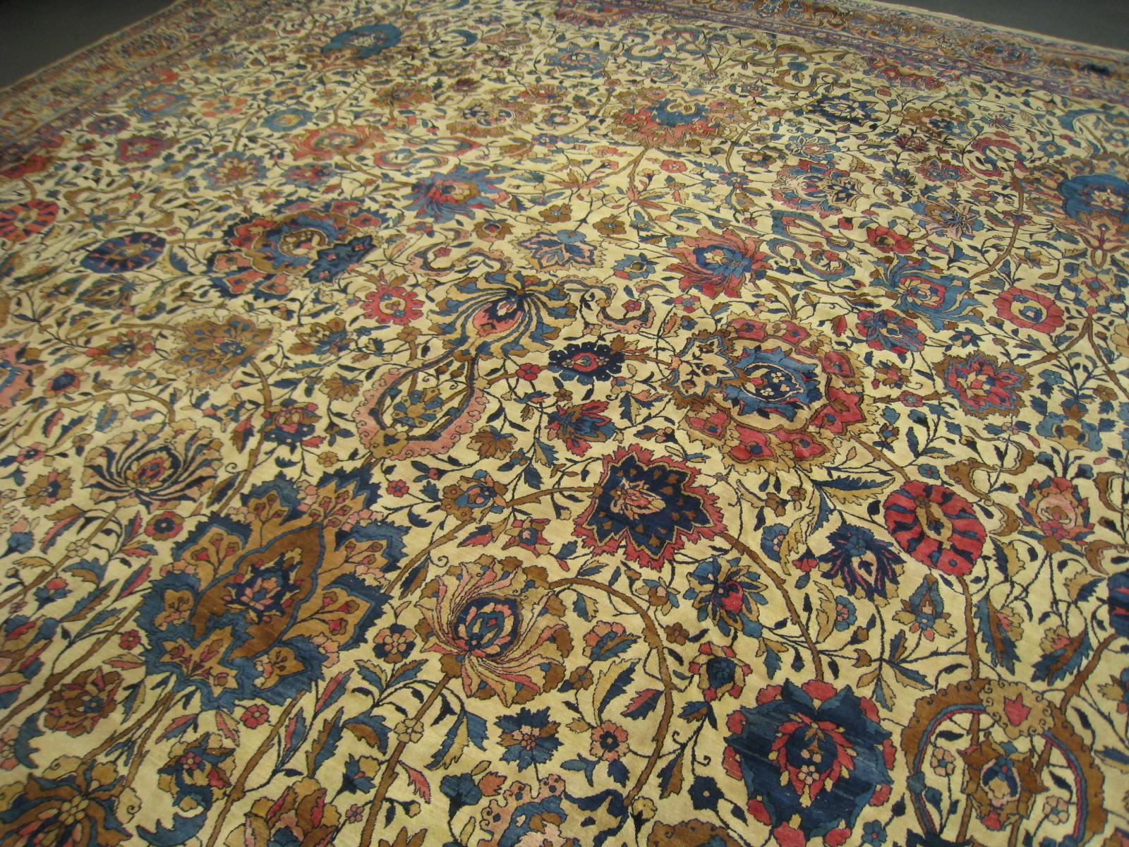 Early 20th Century Antique Indo-Isfahan Carpet For Sale