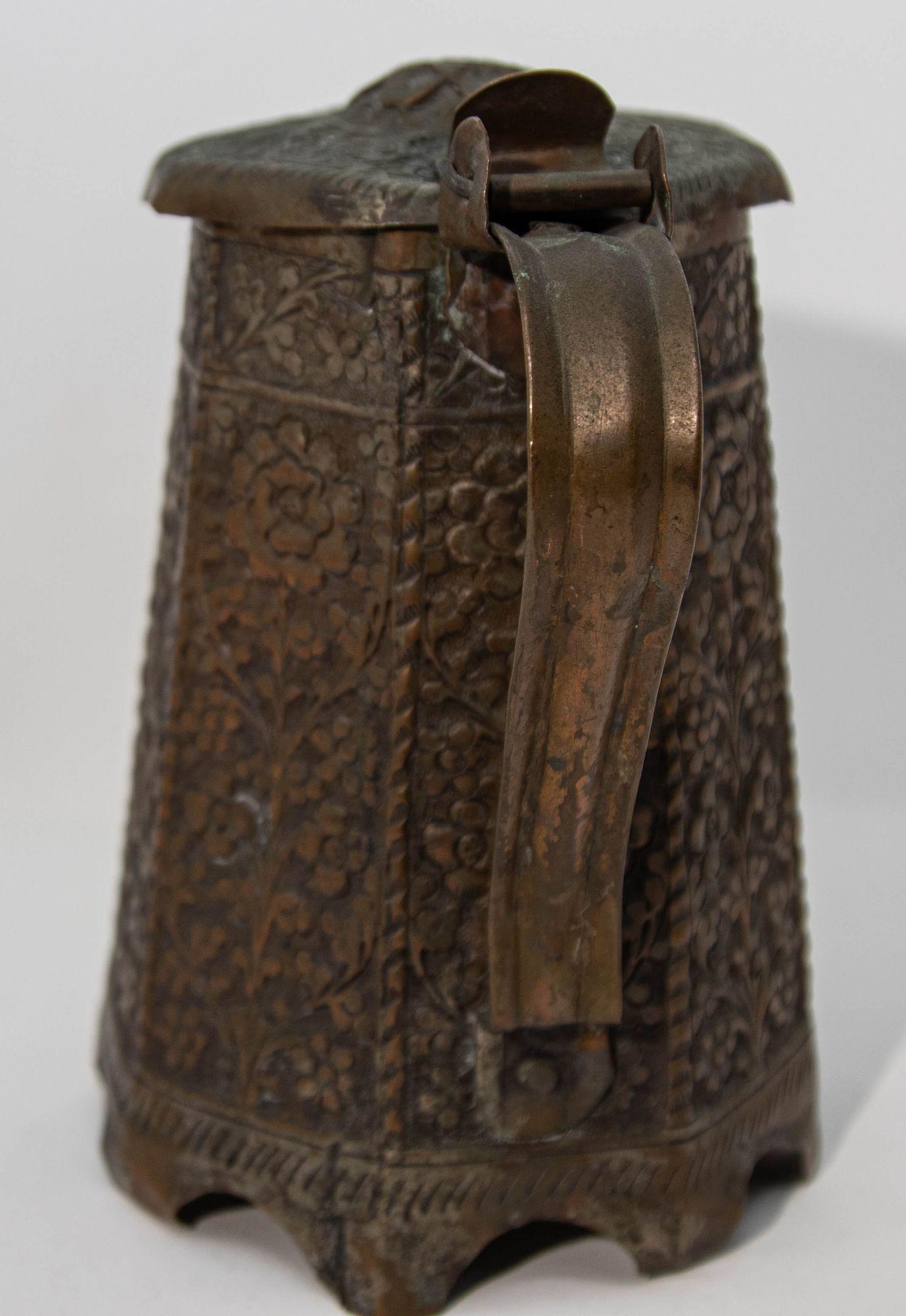 Antique Indo-Persian Copper TeaPot 19th Century For Sale 12