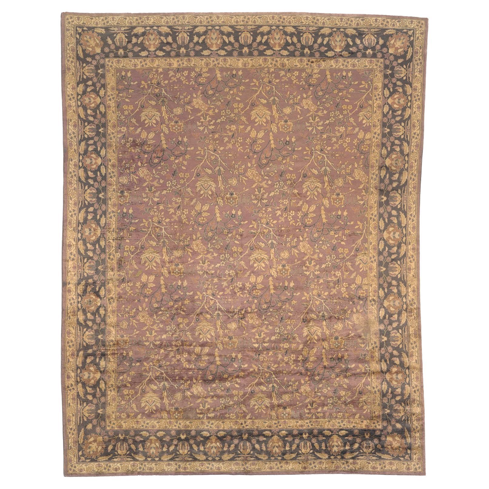 Antiker Indo-Persischer Mauve-Teppich im Angebot