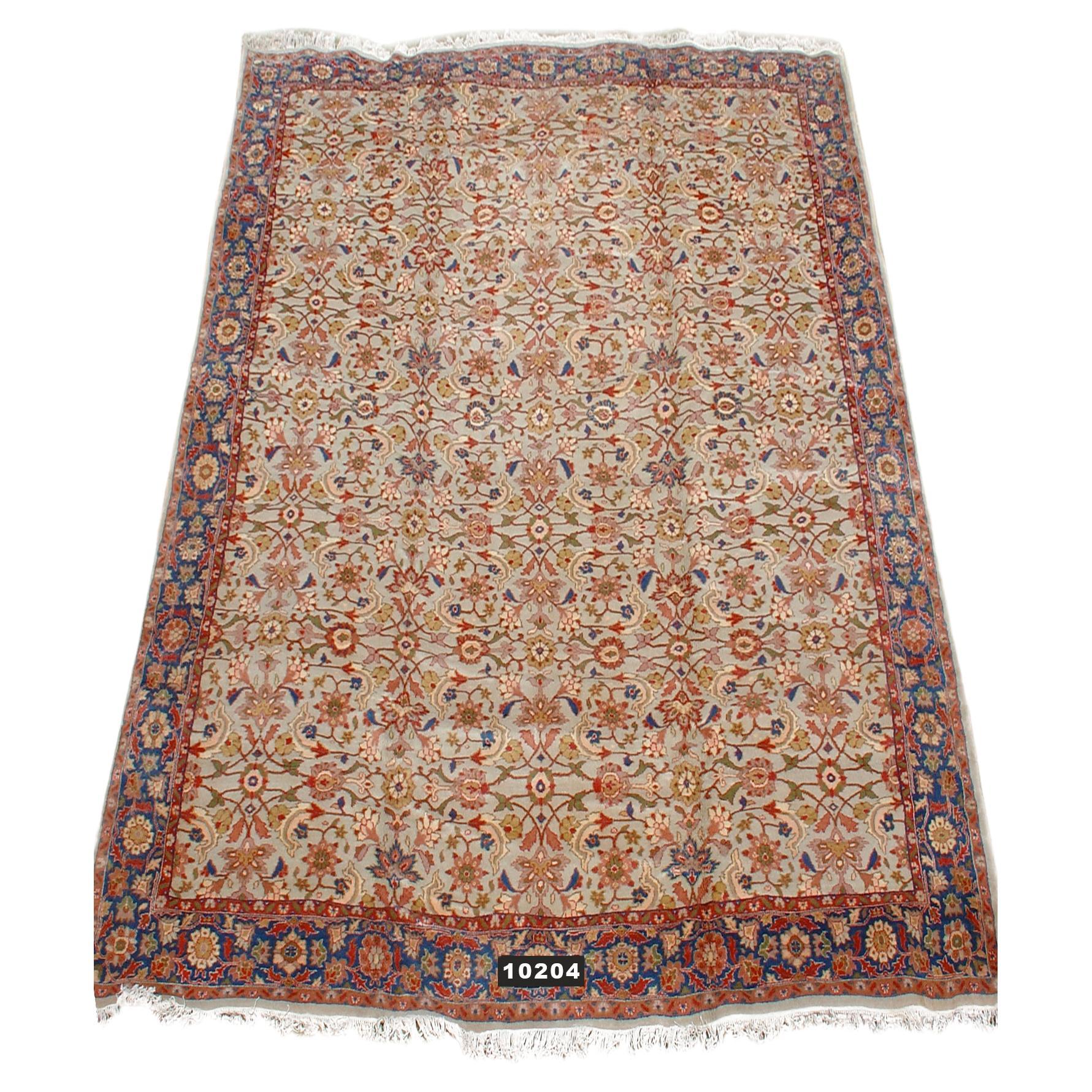 Antique Indo-Sultanabad Carpet, Late 20th Century For Sale