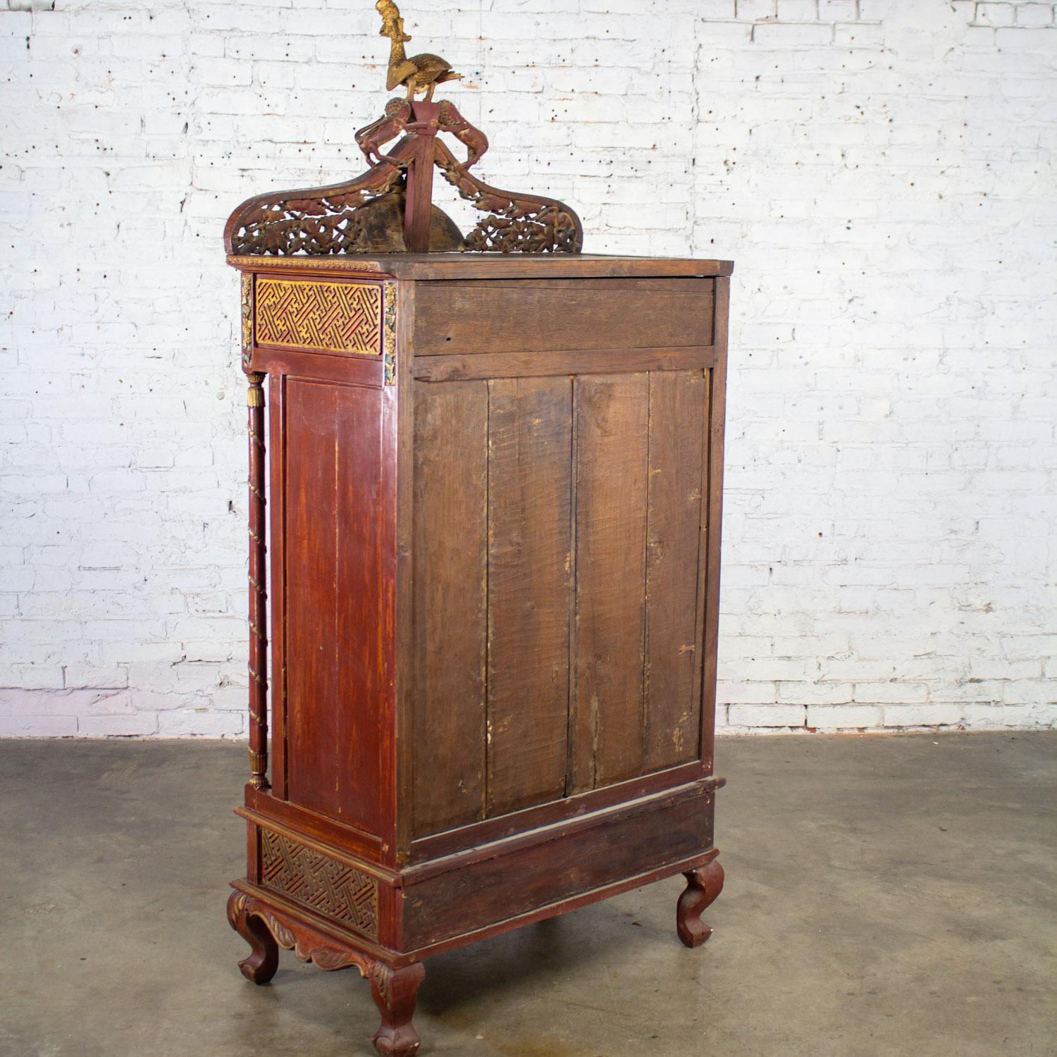 Antiguo baúl de boda imperial indonesio Maduran o Jodang para novio en venta 2