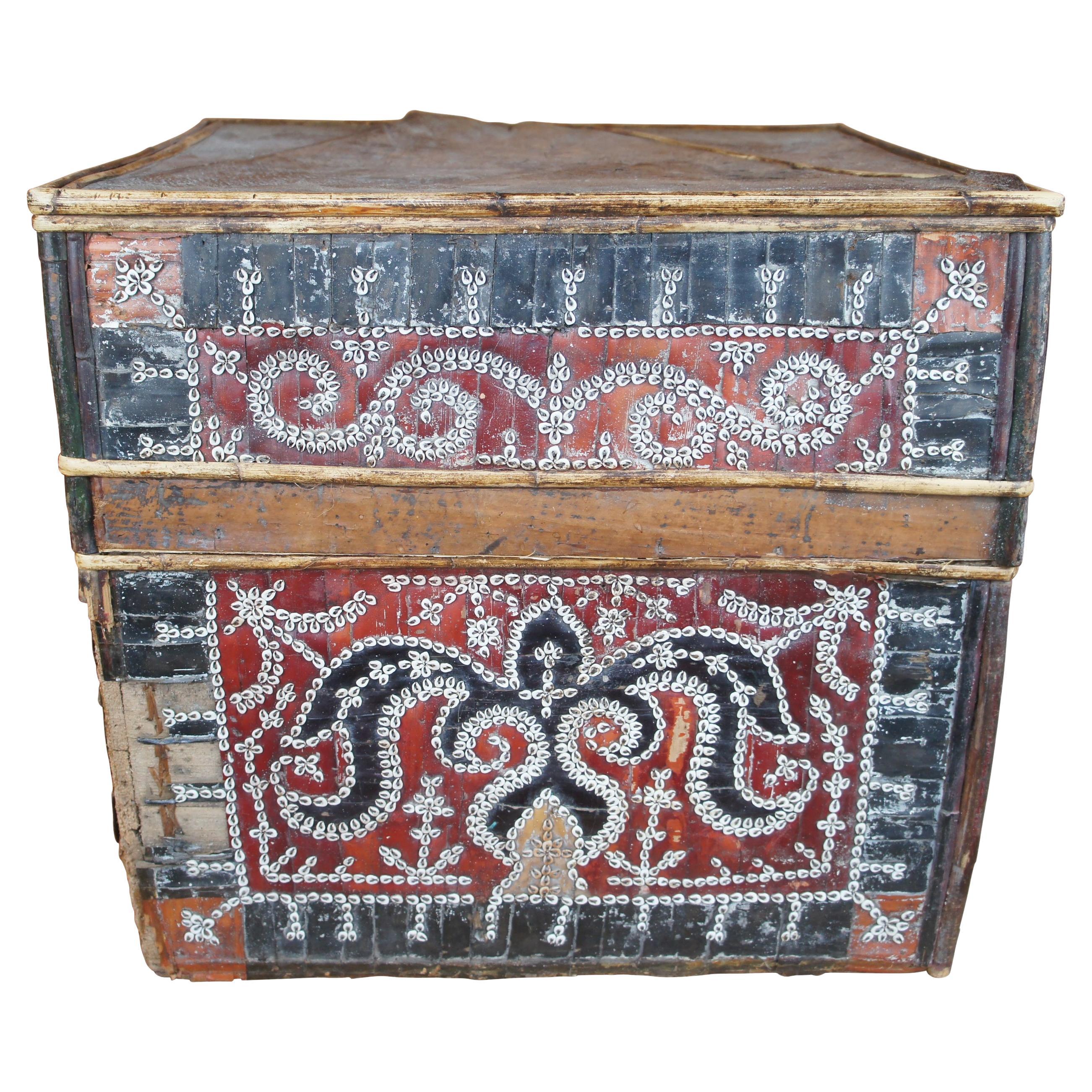 Capiz Shell Trinket Box with Shells For Sale at 1stDibs