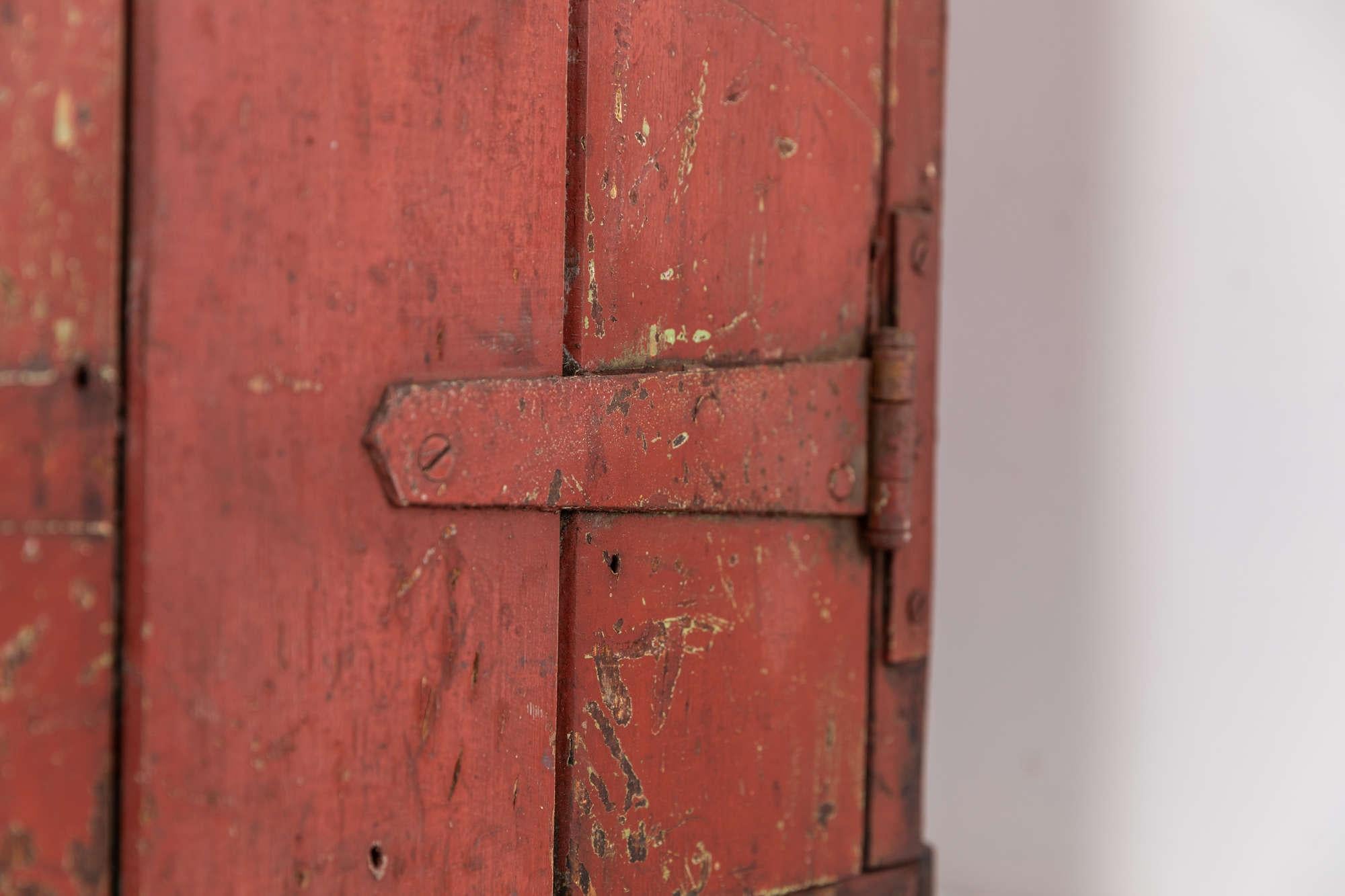 Antique Industrial 19th Century Welsh Wooden Two Door Painted Cupboard C.1880 In Fair Condition In London, GB