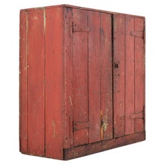 Antiker industrieller schmiedeeiserner zweitüriger bemalter Schrank aus Holz, 19. Jahrhundert, um 1880