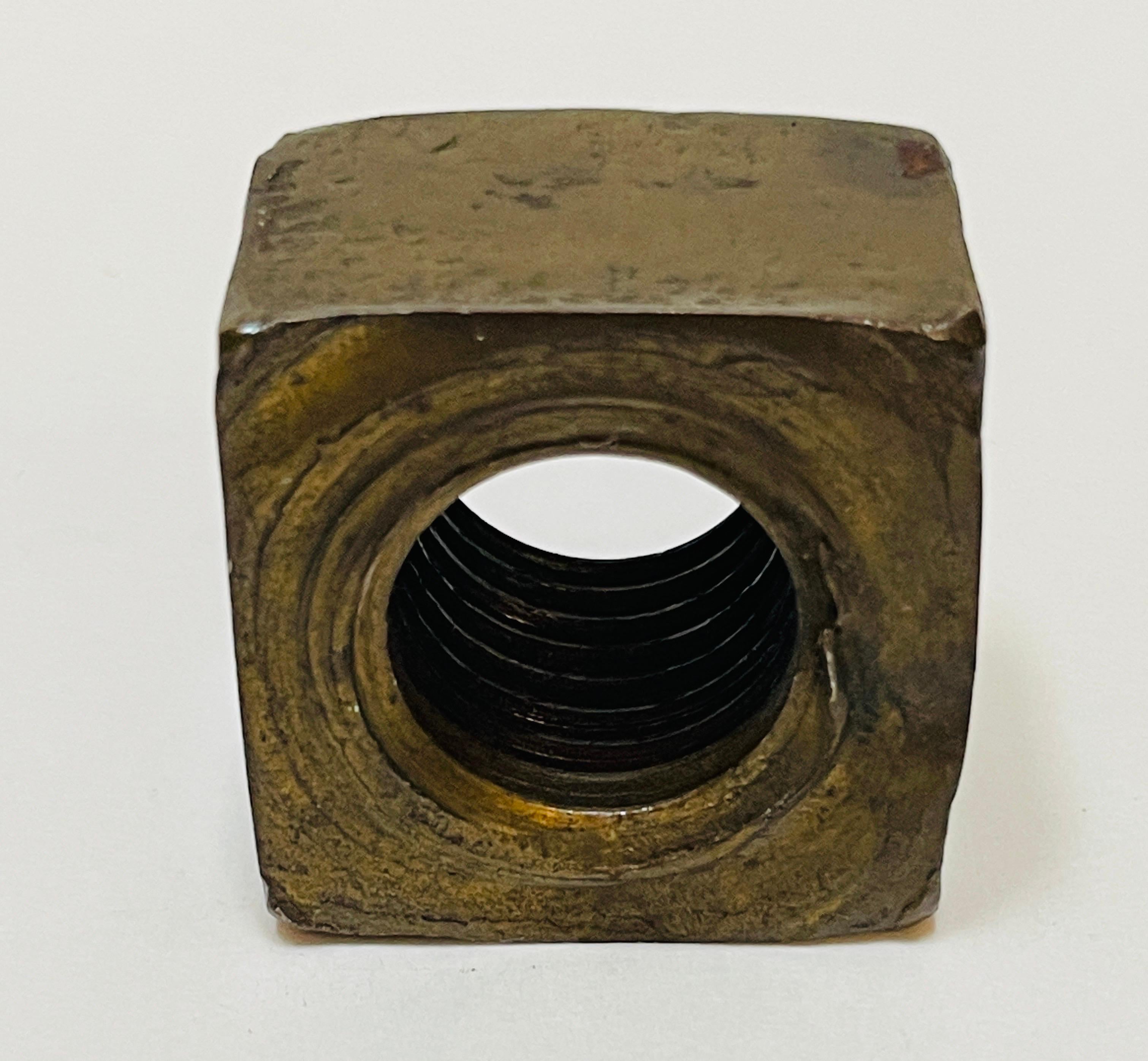 Bolt industriel ancien en bronze coulé avec un nu du pont de Brooklyn en vente 2