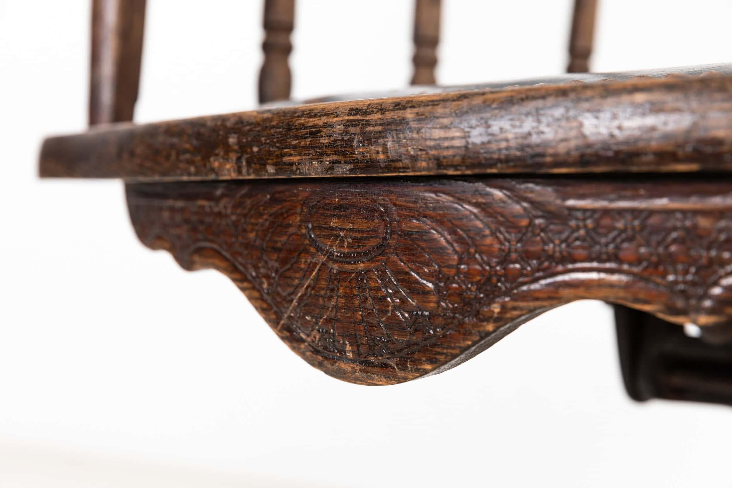 Anglais Antique Industrial Art Deco Oak Framed Adjustable Swivel Desk Chair, c.1940 en vente