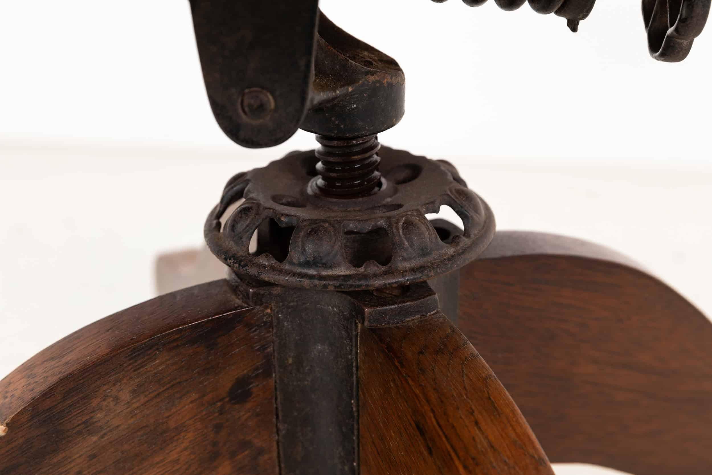 Cuir Antique Industrial Art Deco Oak Framed Adjustable Swivel Desk Chair, c.1940 en vente