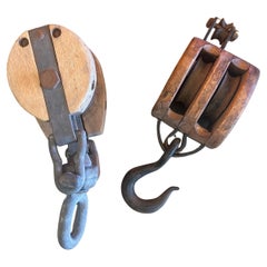 Antiker Industrieblock- und Tackle- Pulley/Haken von Madesco Products