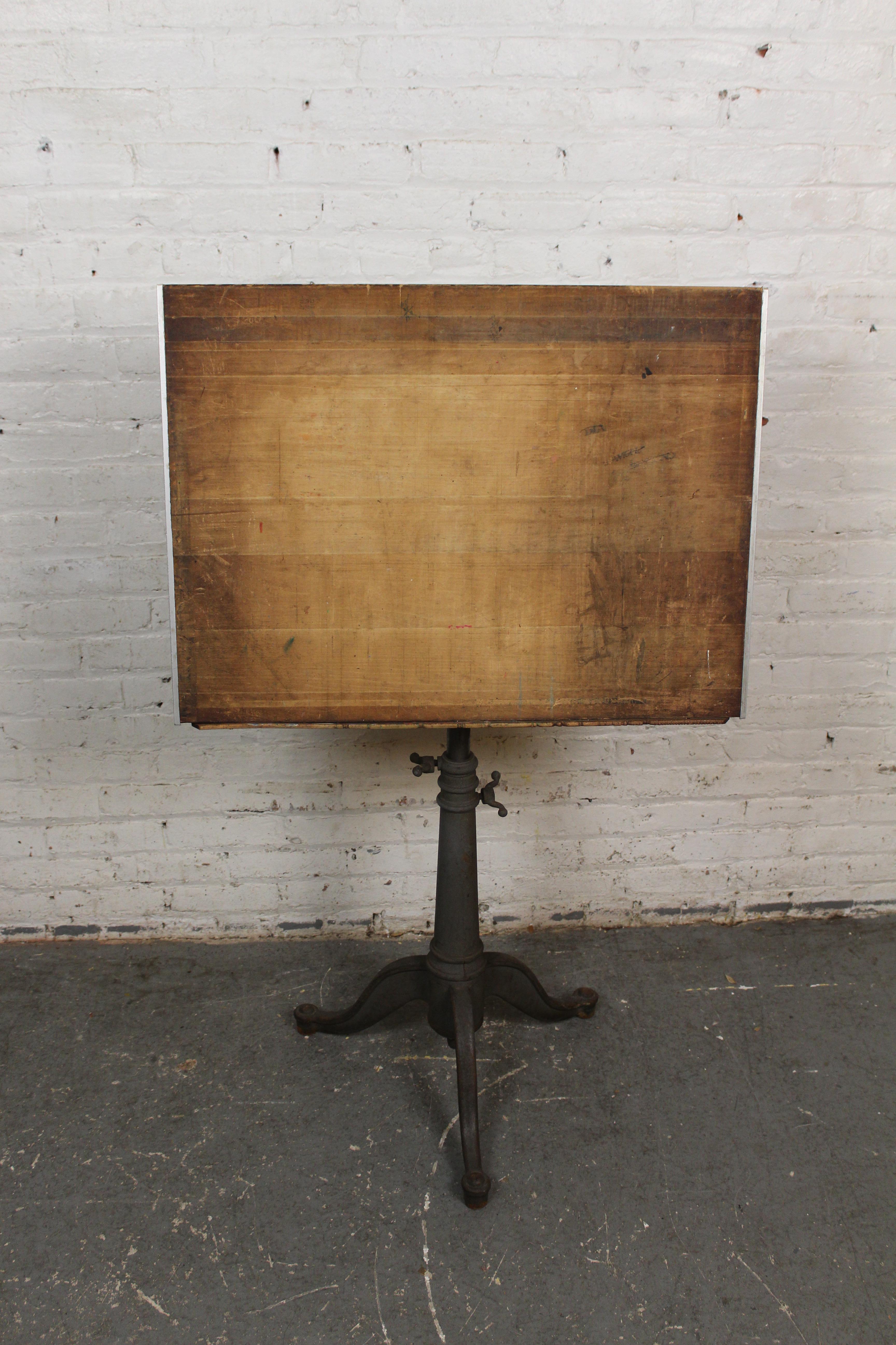 Antique Industrial Cast Iron Drafting Table In Good Condition For Sale In Brooklyn, NY