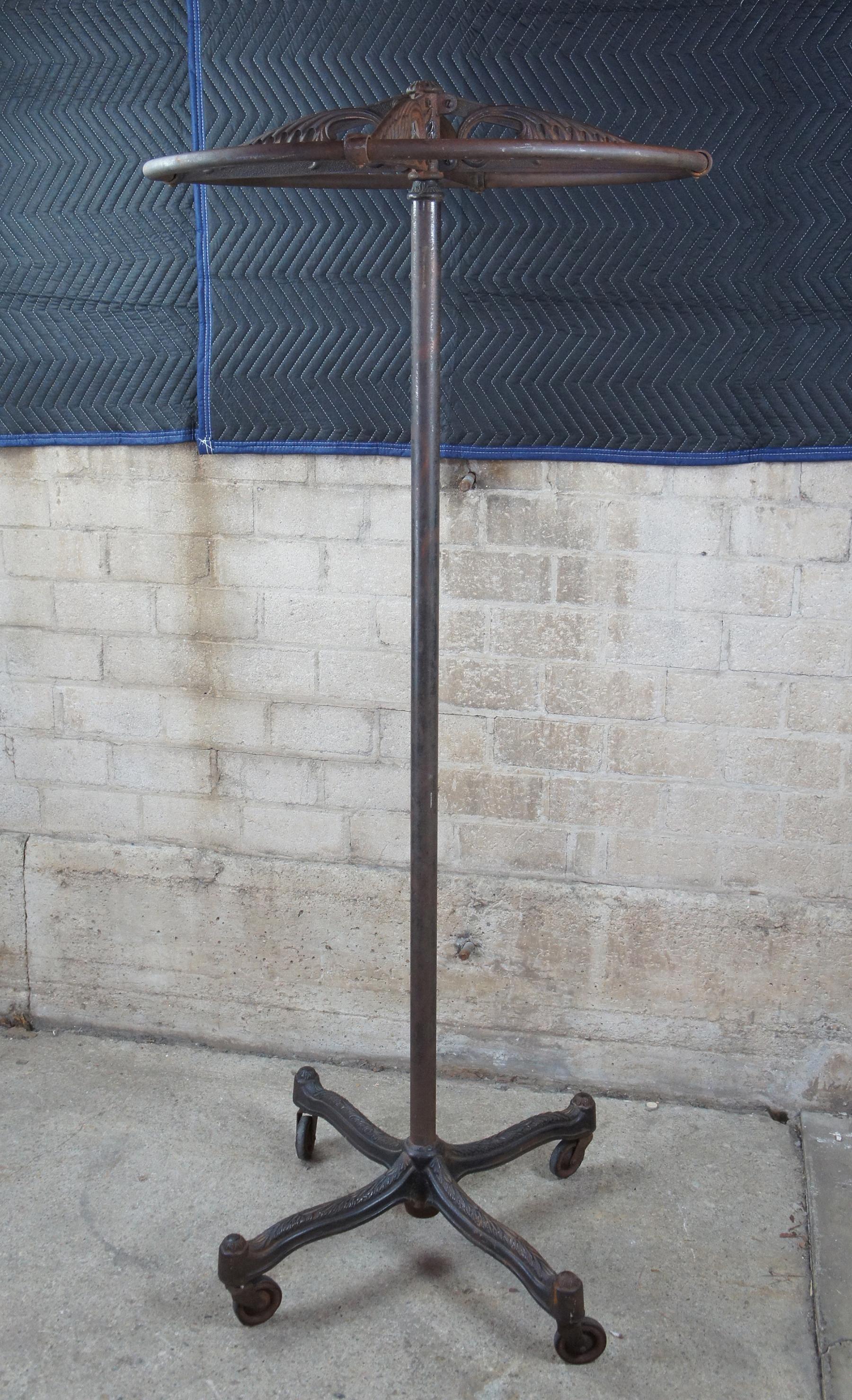 Antique Industrial Cast Iron Steel Storefront Rounder Clothing Garment Coat Rack In Good Condition In Dayton, OH