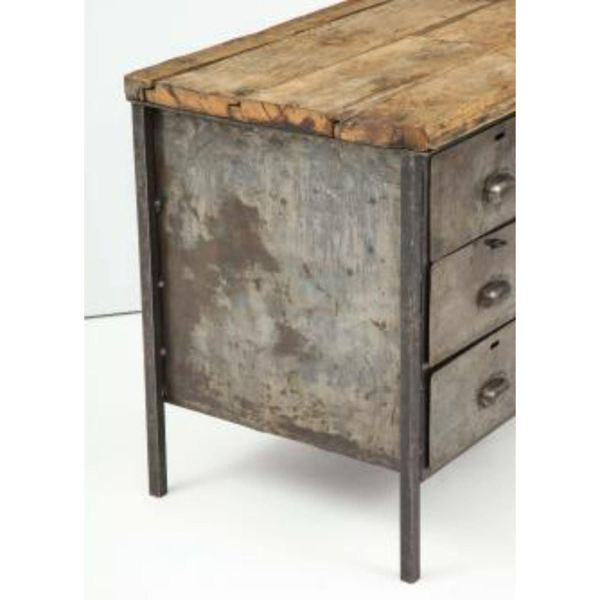 Antique Industrial Chest of Drawers in Metal and Chunky Wood Top, circa 1900 For Sale 2