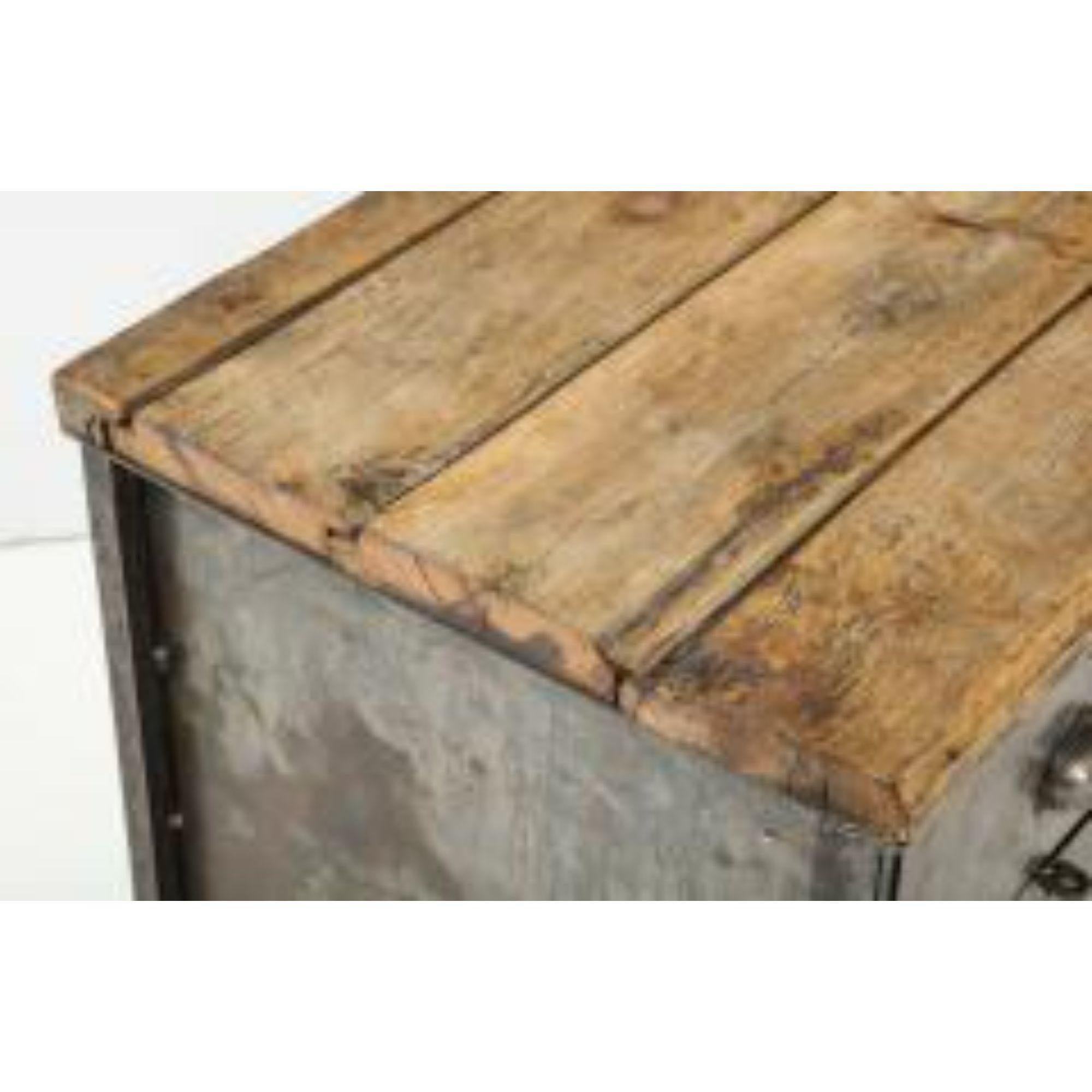 Antique Industrial Chest of Drawers in Metal and Chunky Wood Top, circa 1900 For Sale 3