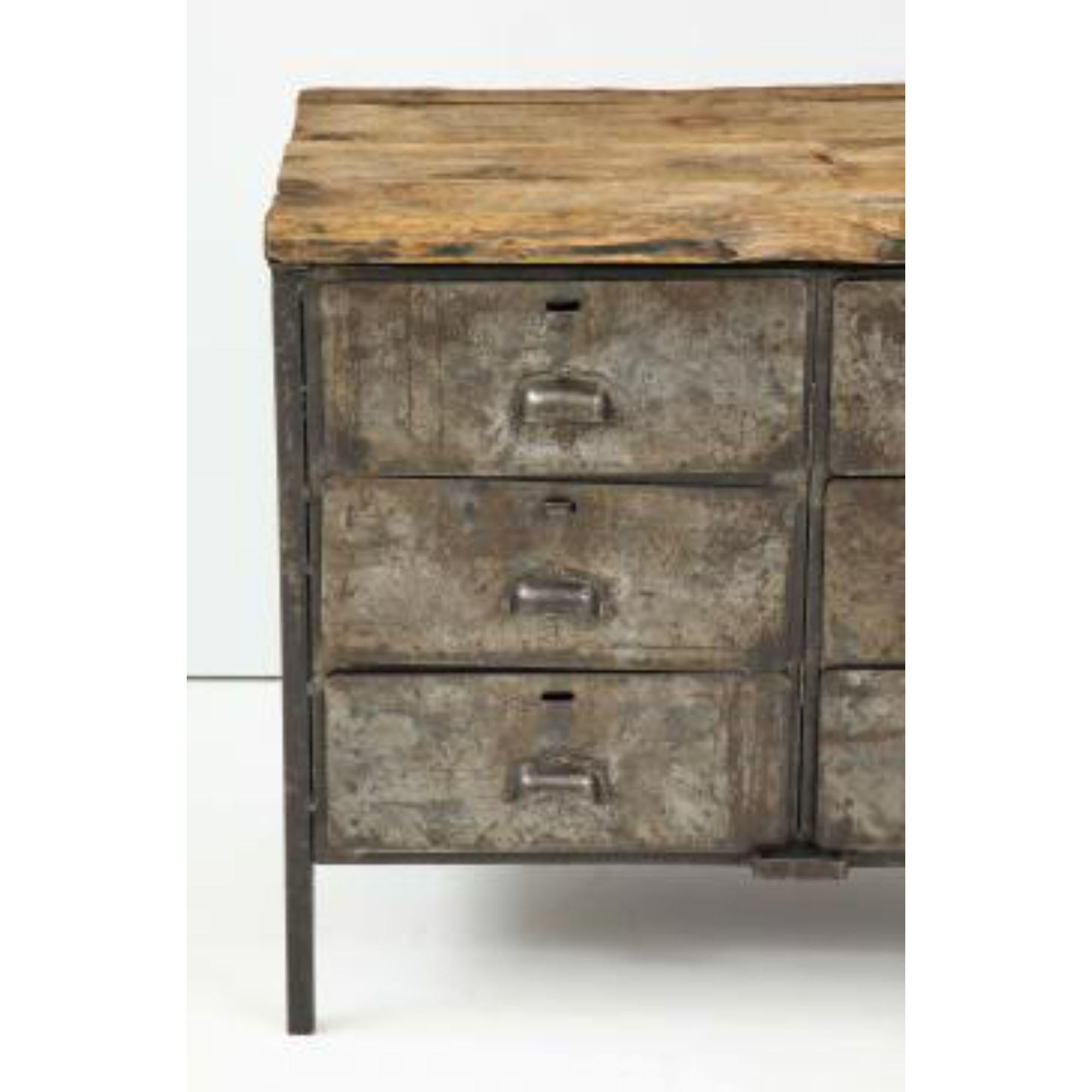 Antique Industrial Chest of Drawers in Metal and Chunky Wood Top, circa 1900 For Sale 4