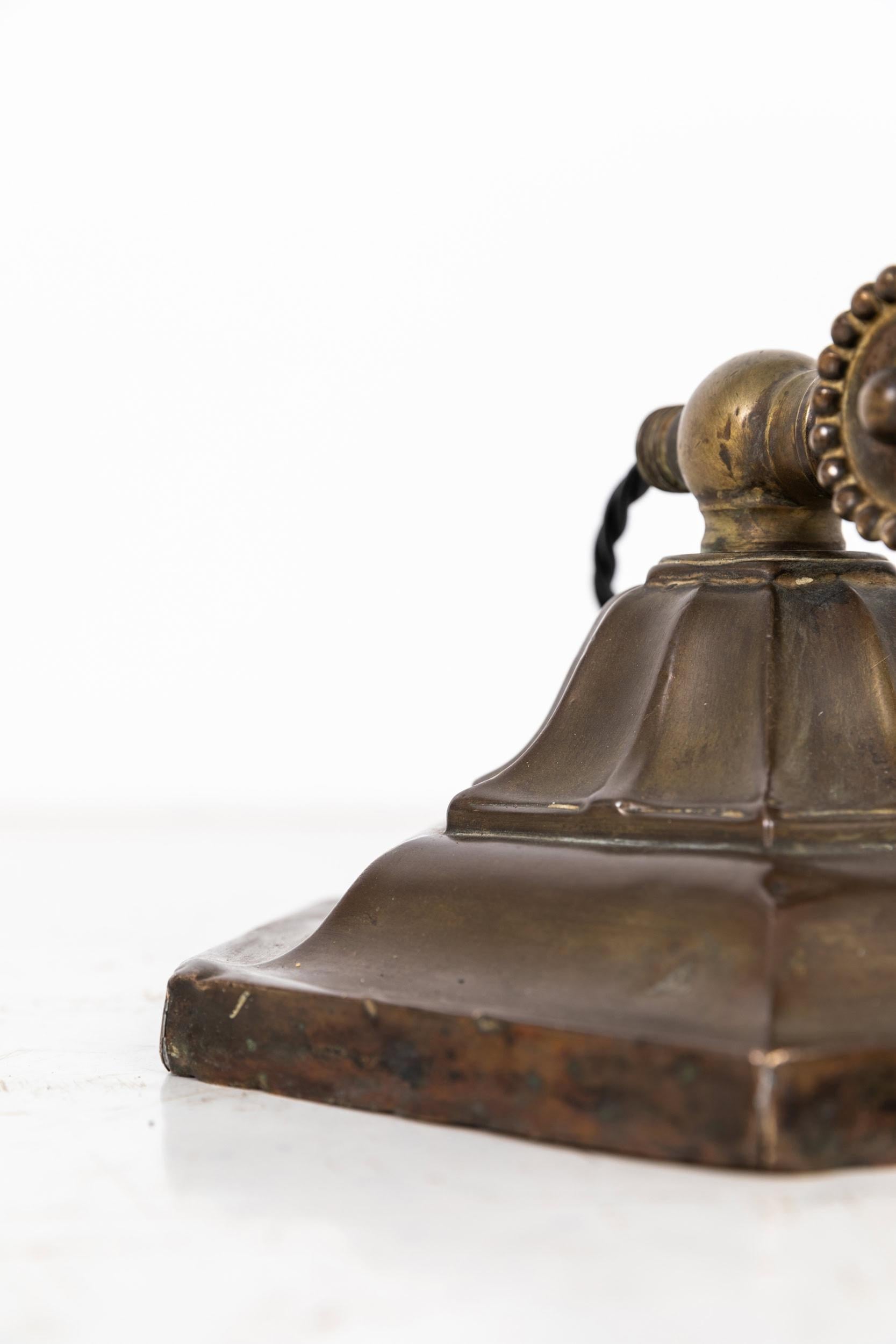 Antique Industrial Early Brass Dugdills Piano Desk Lamp, c.1915 In Fair Condition For Sale In London, GB