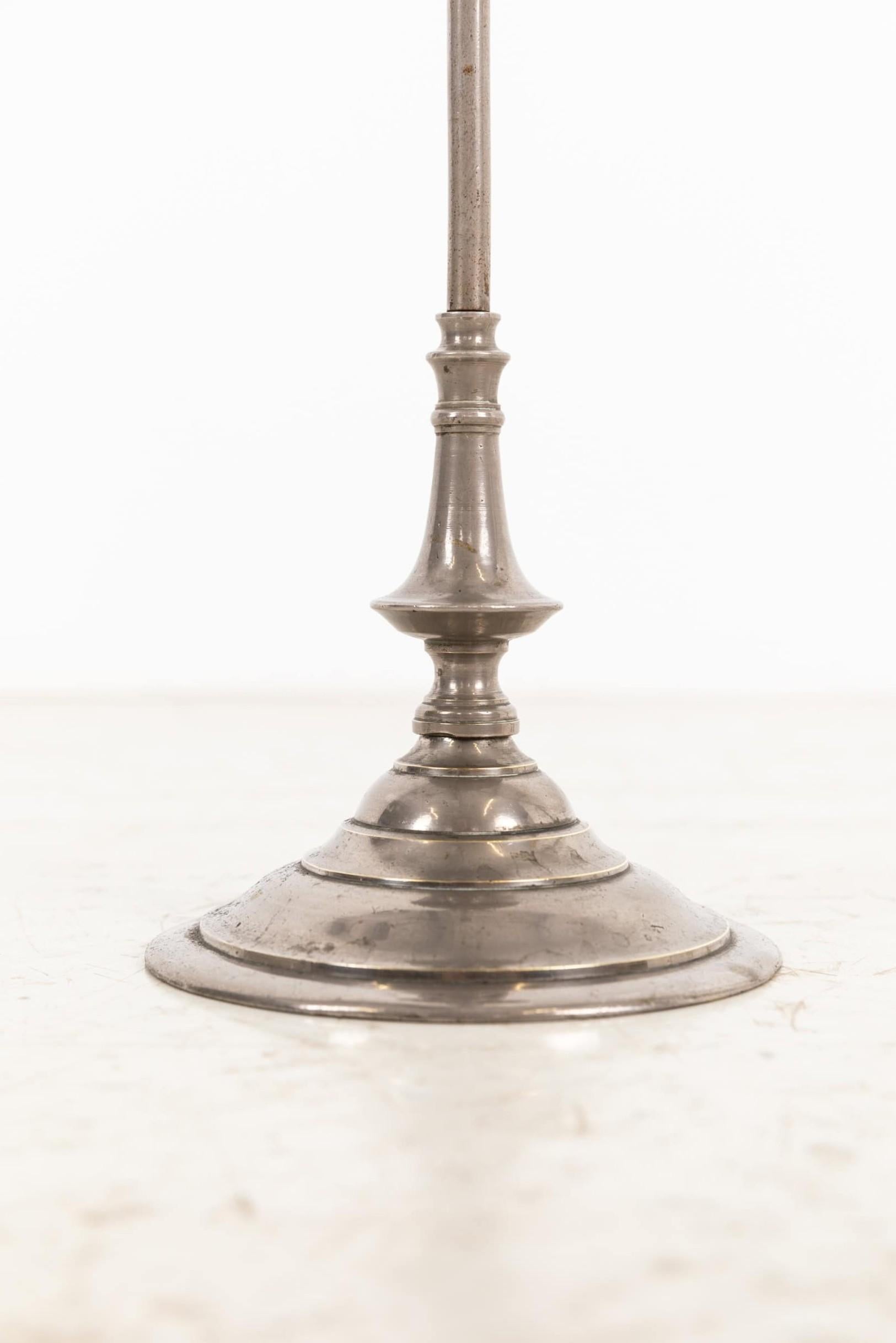 Industriel Ancienne lampe de bureau industrielle française du début du 20e siècle en nickel Holophane c.1915 en vente