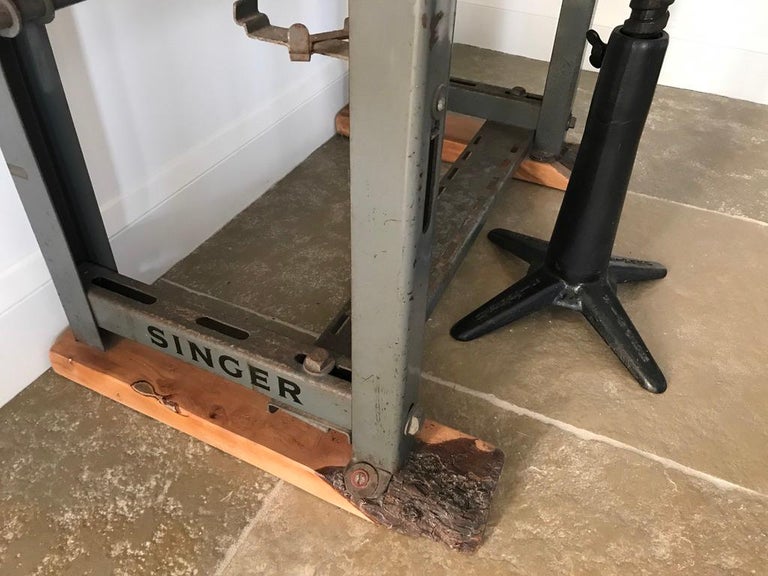 Antique Industrial Iron Hall Table from Singer, 1920s with Wooden Top and Base In Good Condition For Sale In Cowthorpe, North Yorkshire