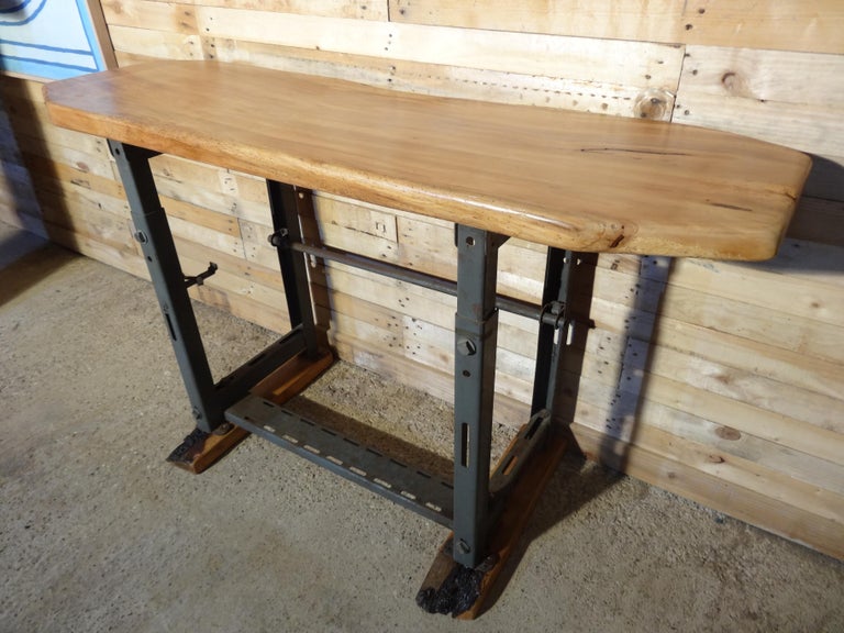 Antique Industrial Iron Hall Table from Singer, 1920s with Wooden Top and Base For Sale 4