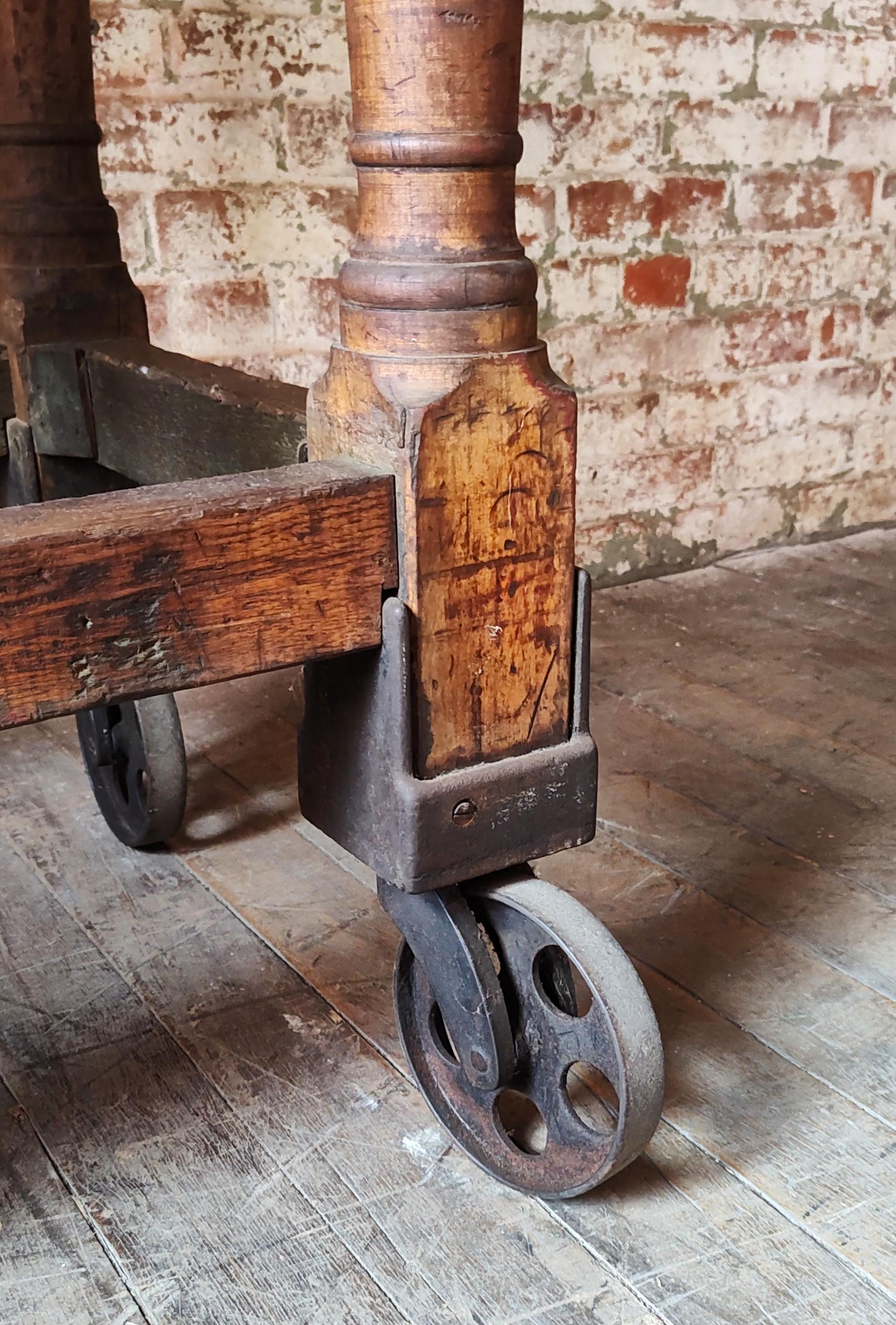 Antique Industrial Island / Bar Rolling Table For Sale 2
