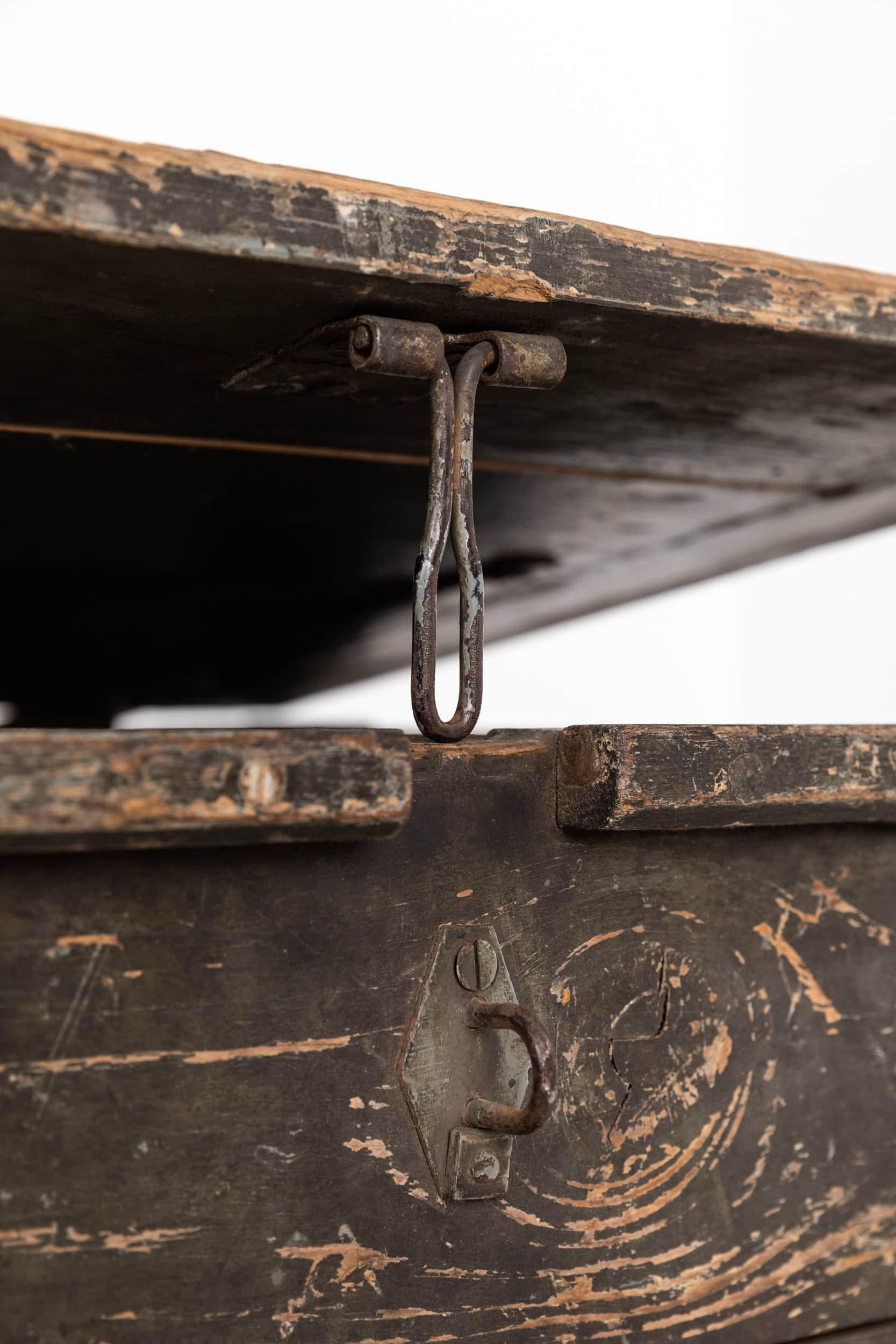 Antique Industrial Large Painted Wooden Tool Chest Trunk Box, C.1940 For Sale 3