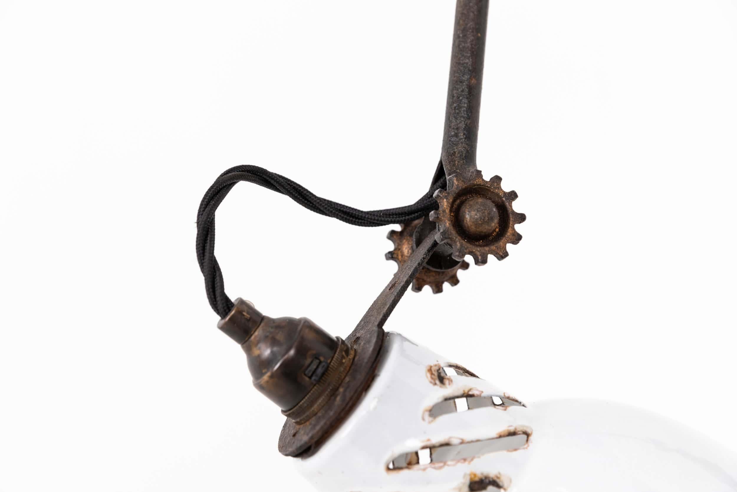 Industriel Lampe de bureau industrielle ancienne Dugdills Machinist, vers 1910 en vente