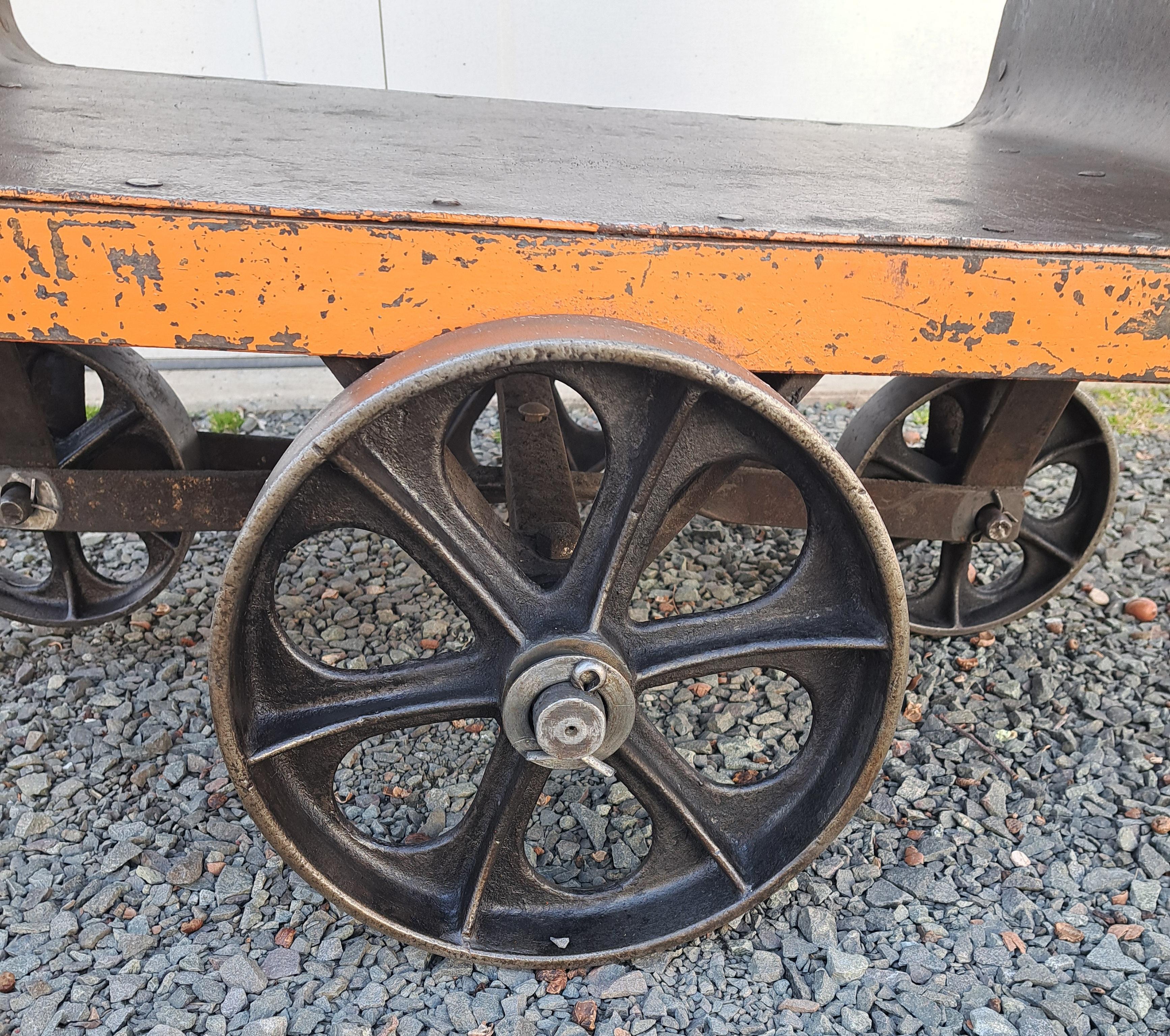 Antique Industrial Steel Mill Cart #195 In Good Condition For Sale In Newtown, CT