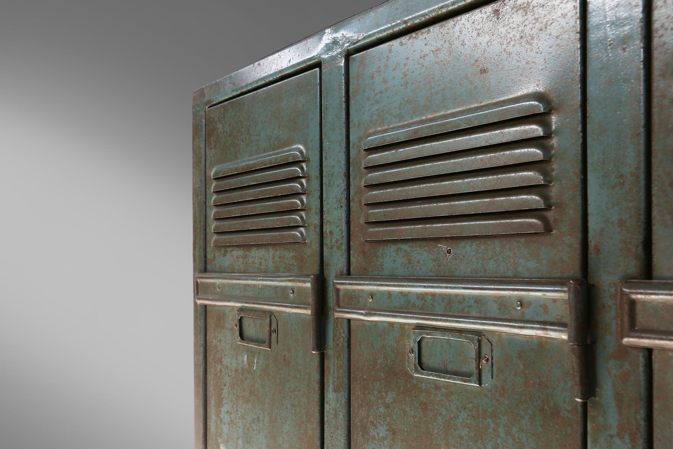 Metal Antique industrial storage locker 1910 For Sale