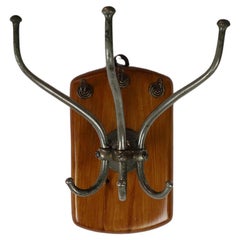 Perchero de Pared Industrial Antiguo