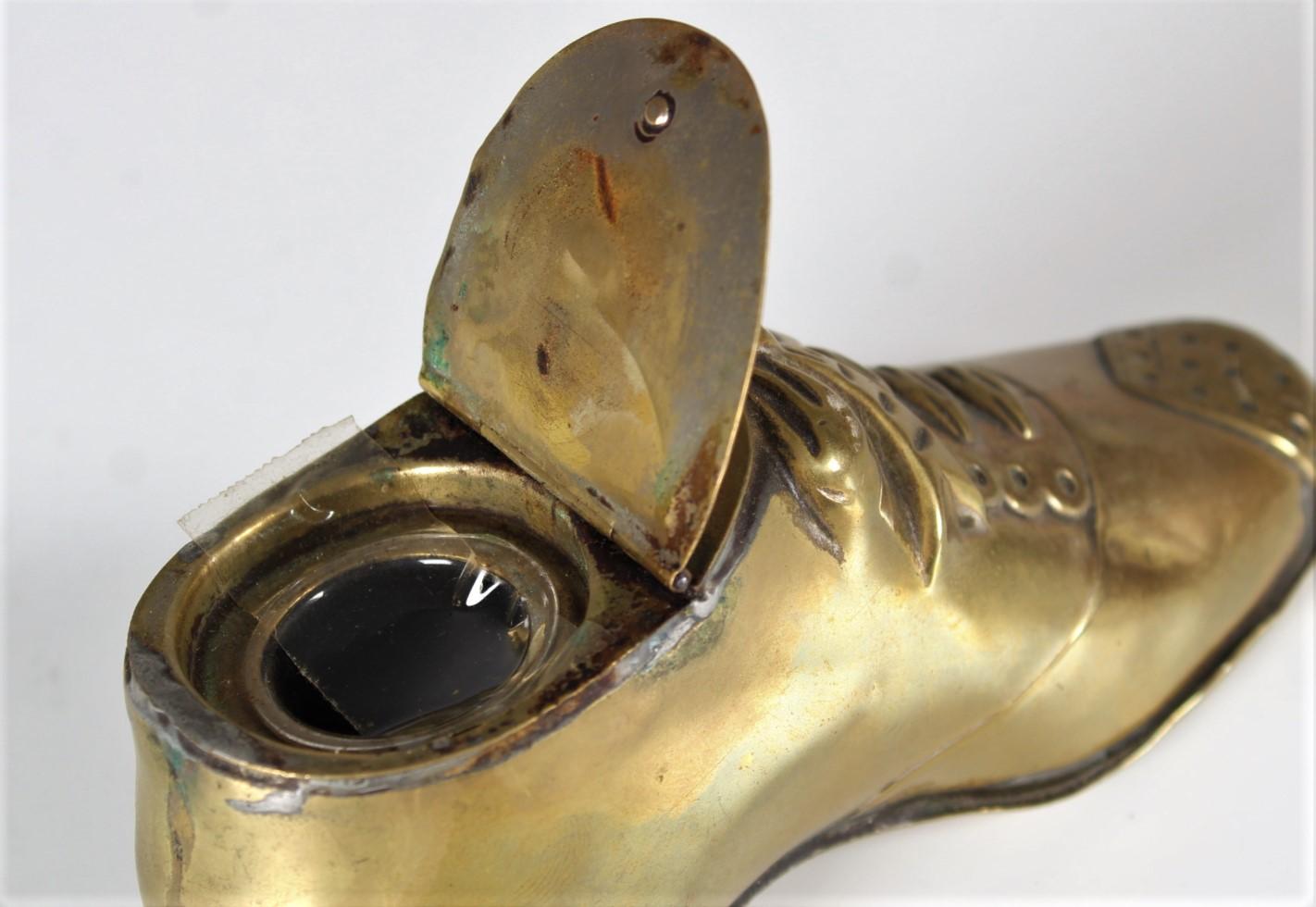 Antique French Brass Inkwell, Shoe, Early 20th Century In Good Condition For Sale In Greven, DE