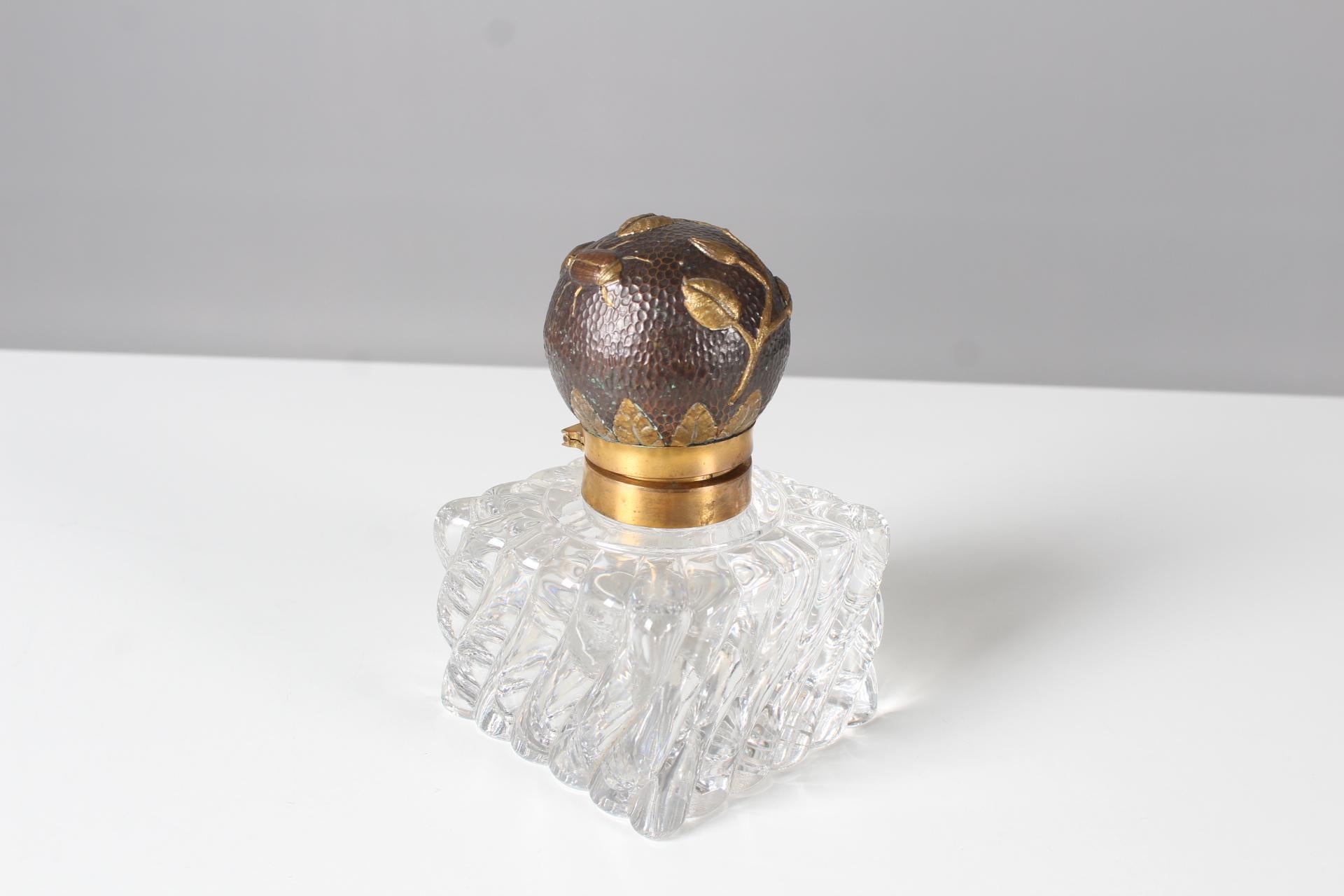 XIXe siècle Encrier ancien, verre en cristal, bronze, fin du 19e siècle en vente